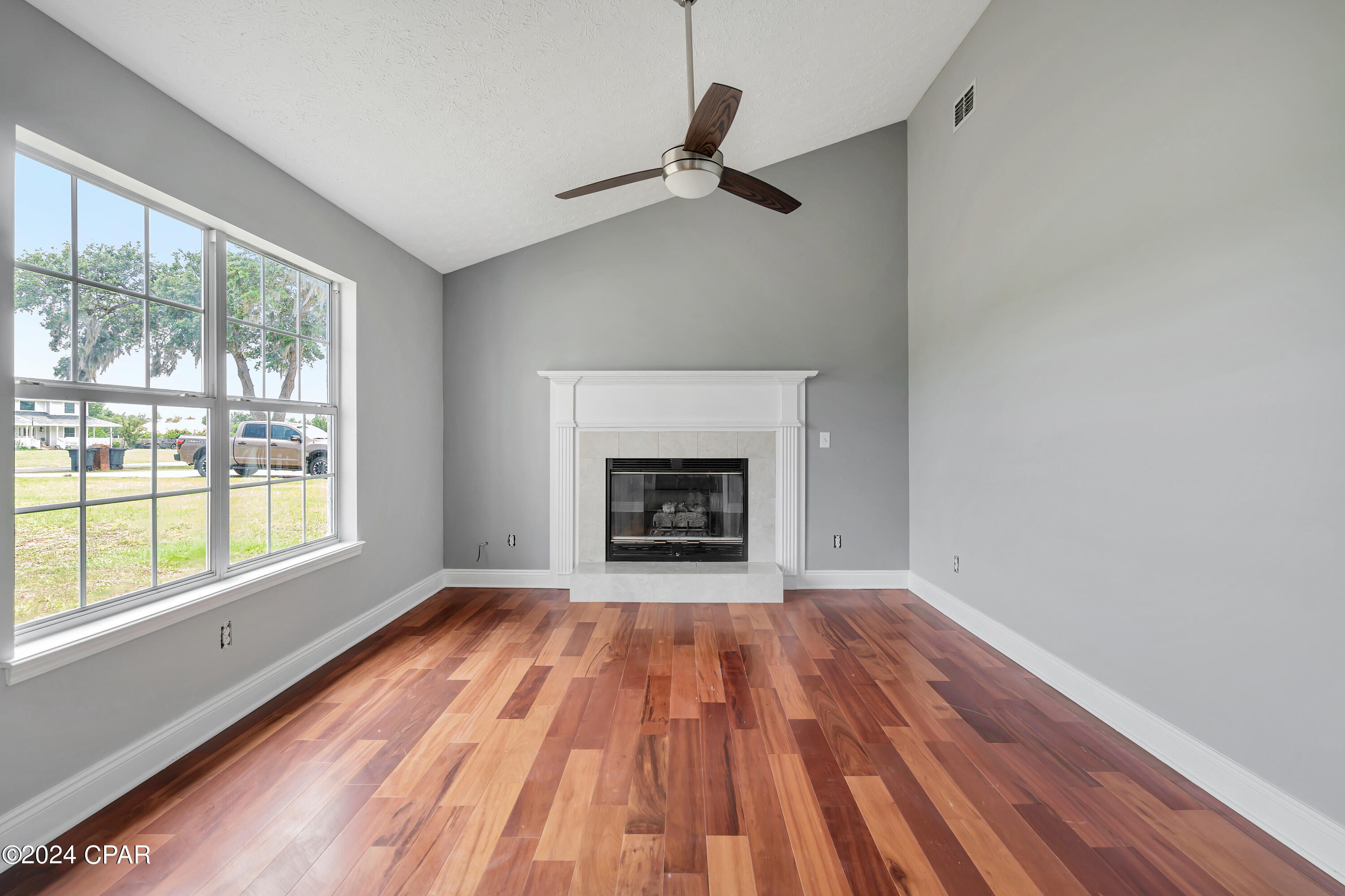 Woodmere - Residential