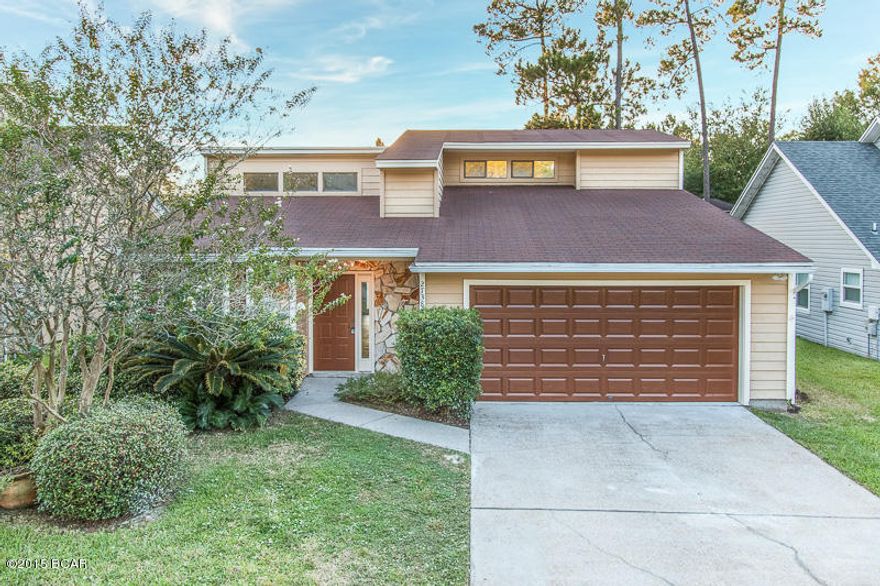 This truly is the best deal on the market under $200,000 in Lynn Haven! Absolutely move in ready. This home just had a major remodel and looks amazing. Everything from the colors, to the flooring, and the lighting were very tastefully picked out. The floor plan is great as well. The master is located downstairs and features a beautiful walk-in shower. The living and dining area feature vaulted beam ceilings giving this area a very open feeling. Women, you don’t have to look any longer for your perfect kitchen….. here it is! The extra bedrooms are both upstairs and share a great size bathroom. There is also a ½ bath downstairs for your guest. Don’t wait and let this one slip by!!