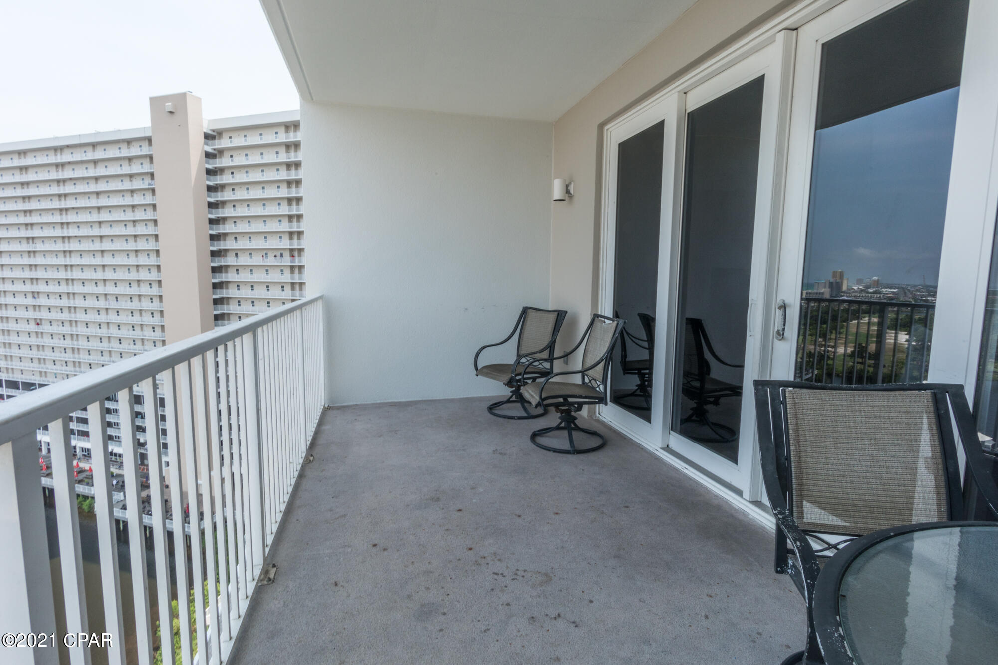 Laketown Wharf - Residential