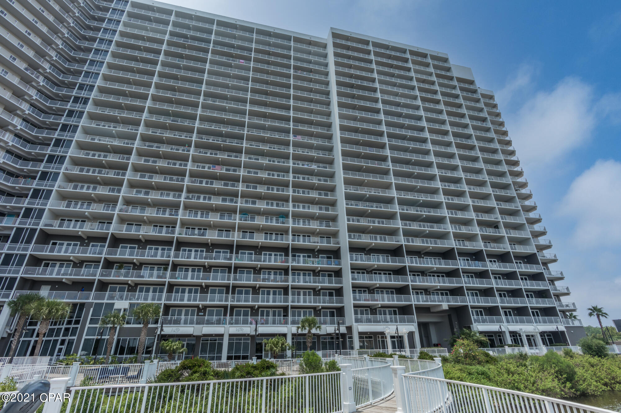 Laketown Wharf - Residential