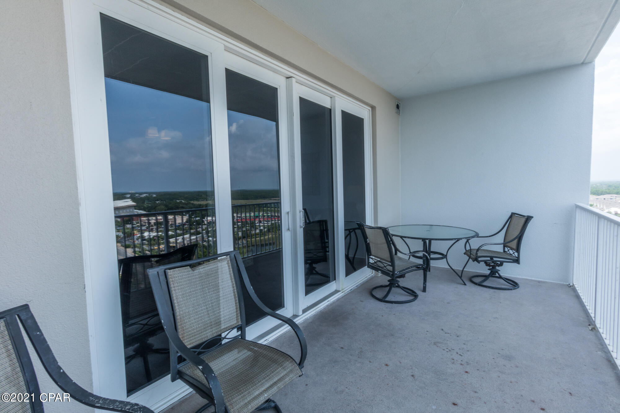 Laketown Wharf - Residential