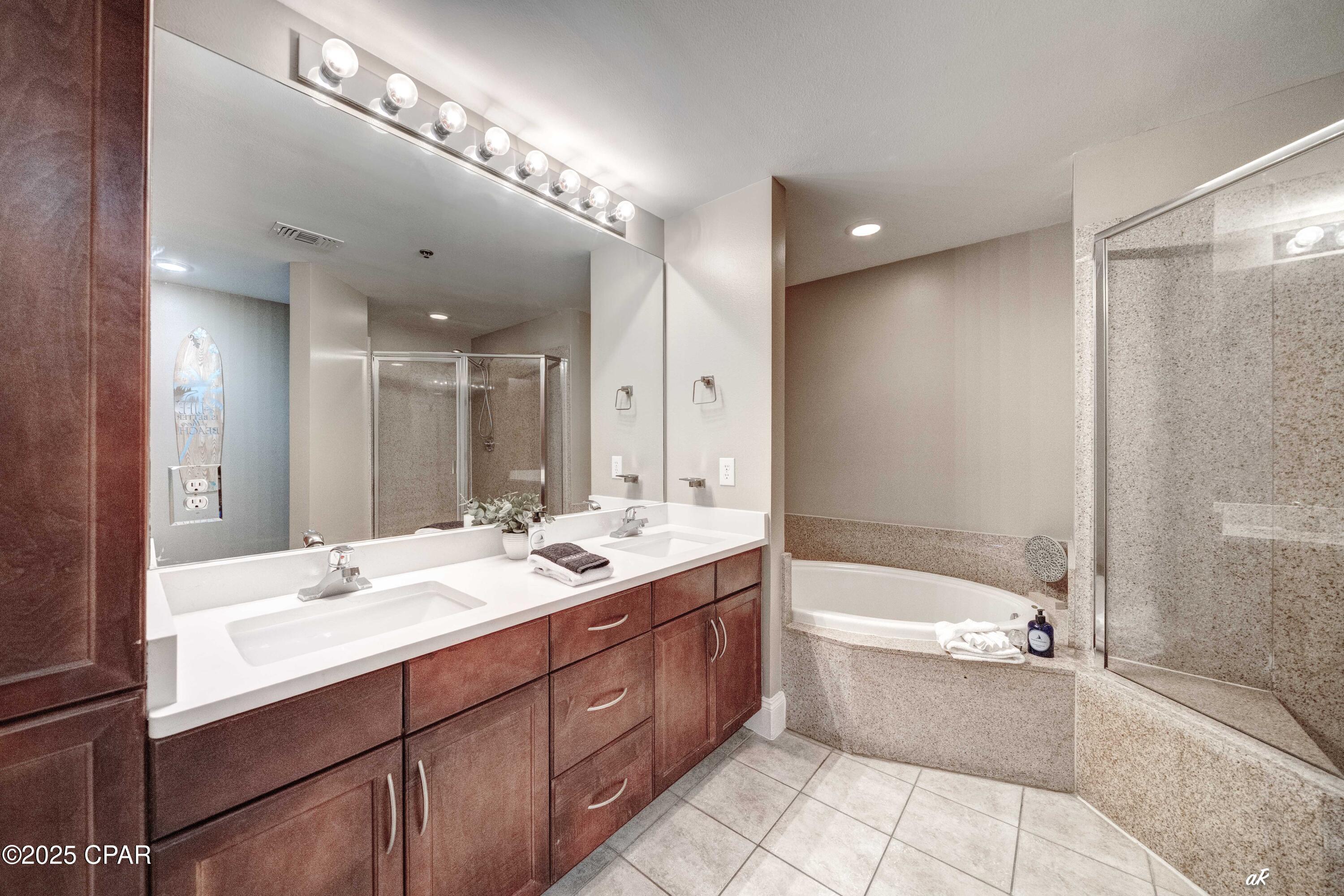 Laketown Wharf Phase II - Residential