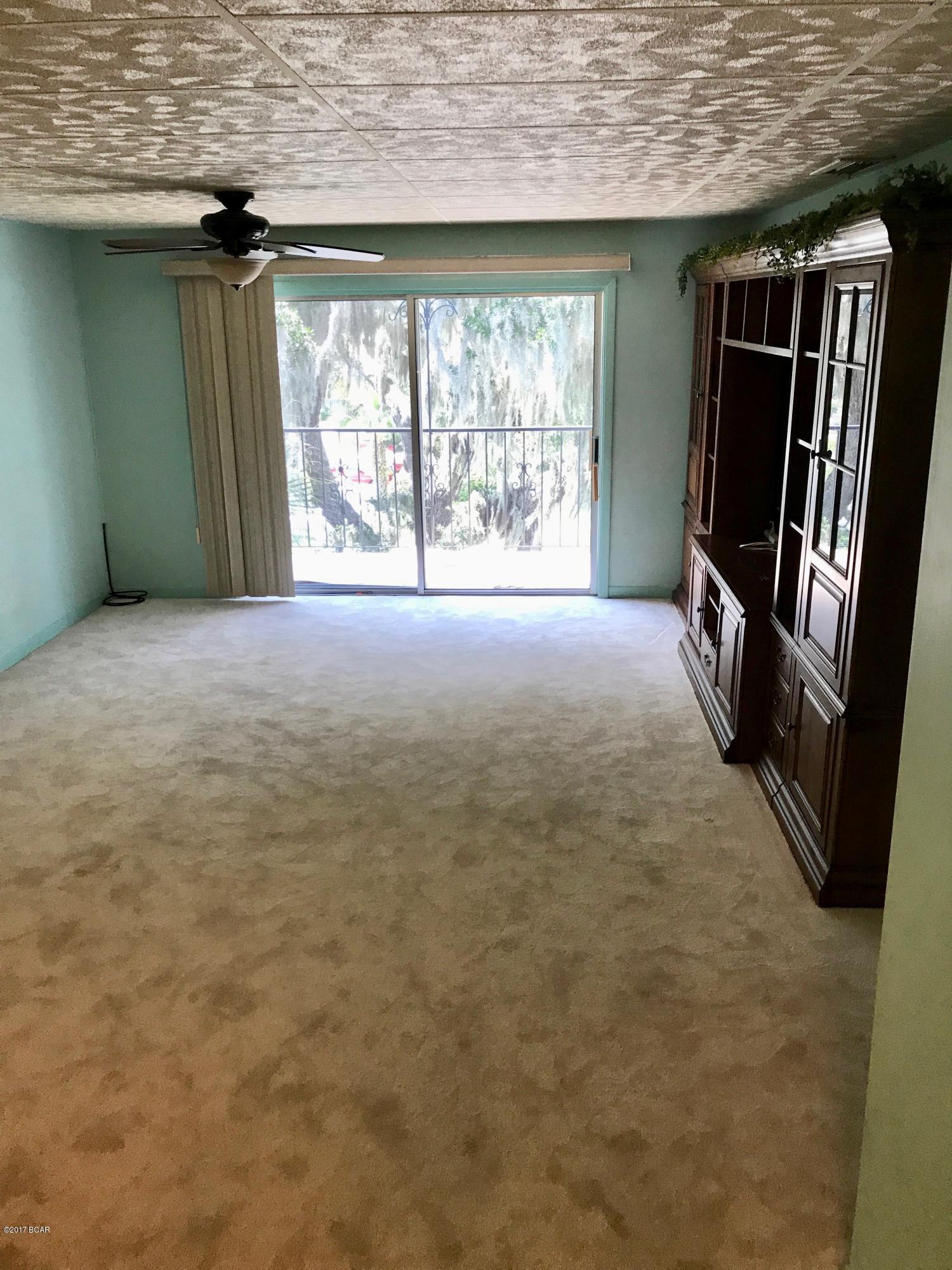 Bay Club Condo Ph 2 - Residential