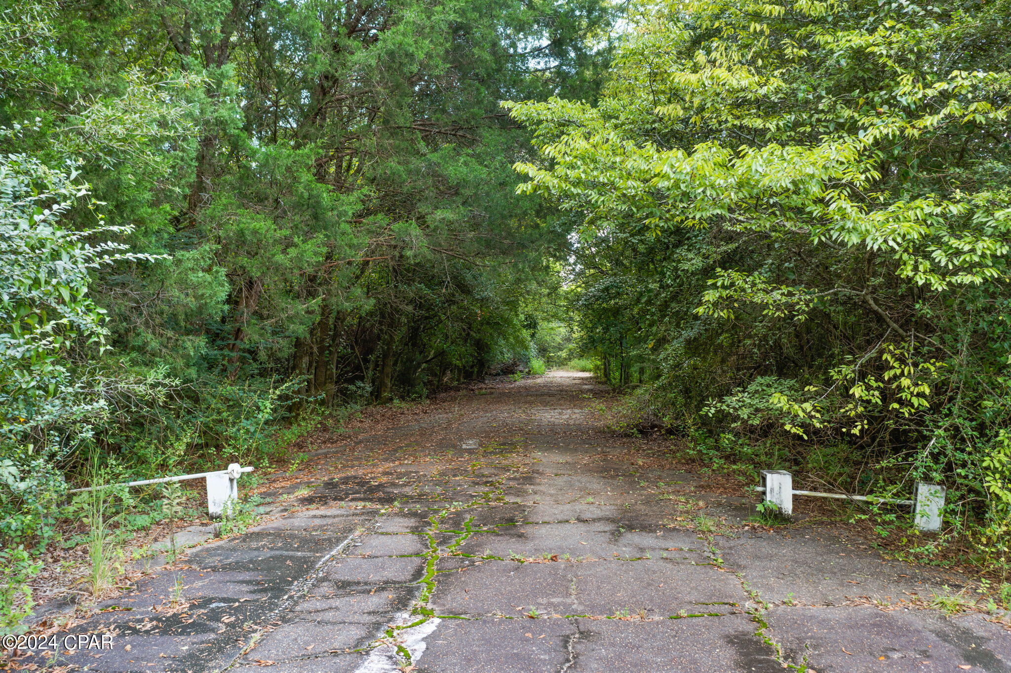 [No Recorded Subdiv] - Land