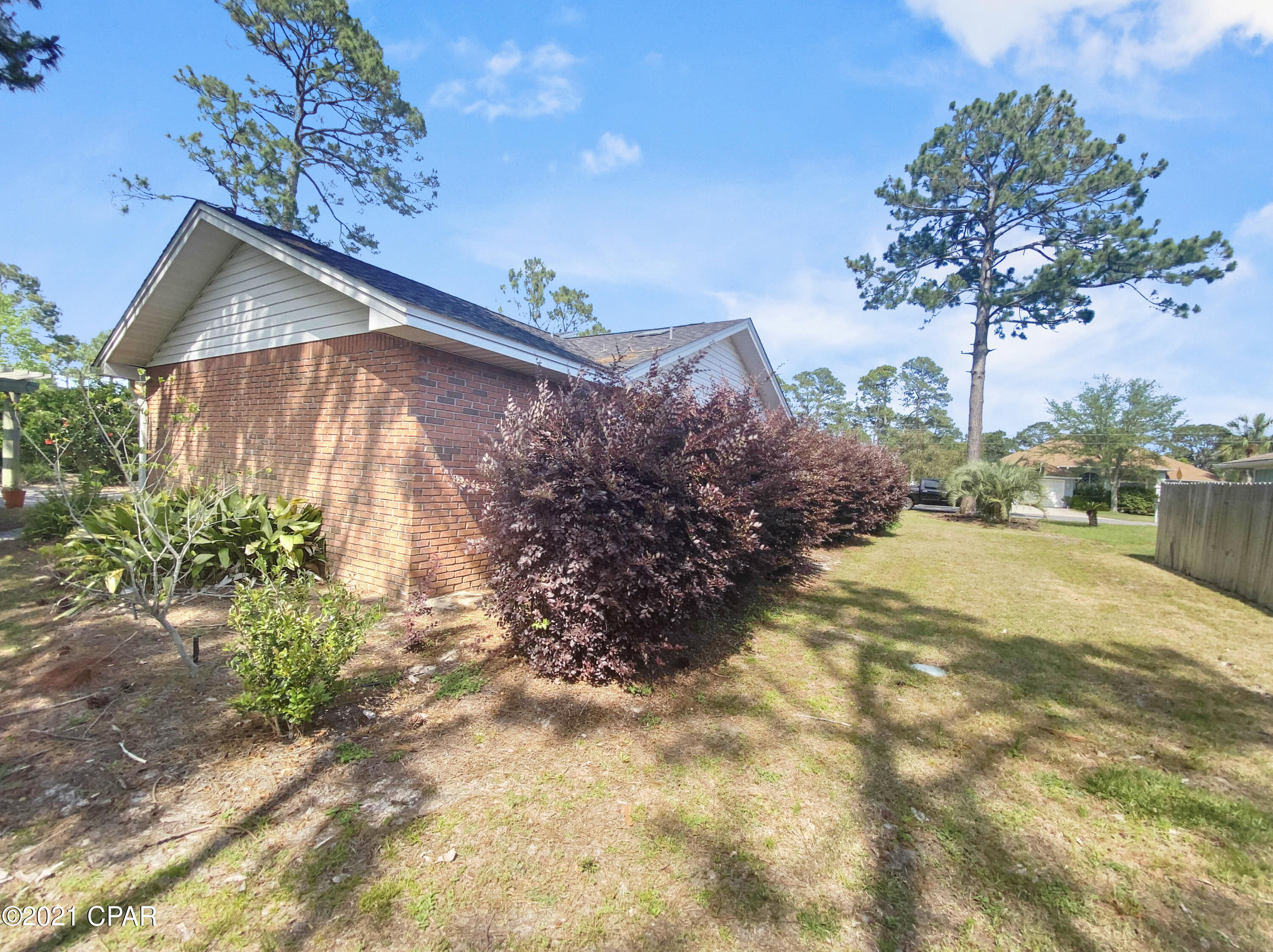 Colony Club - Residential