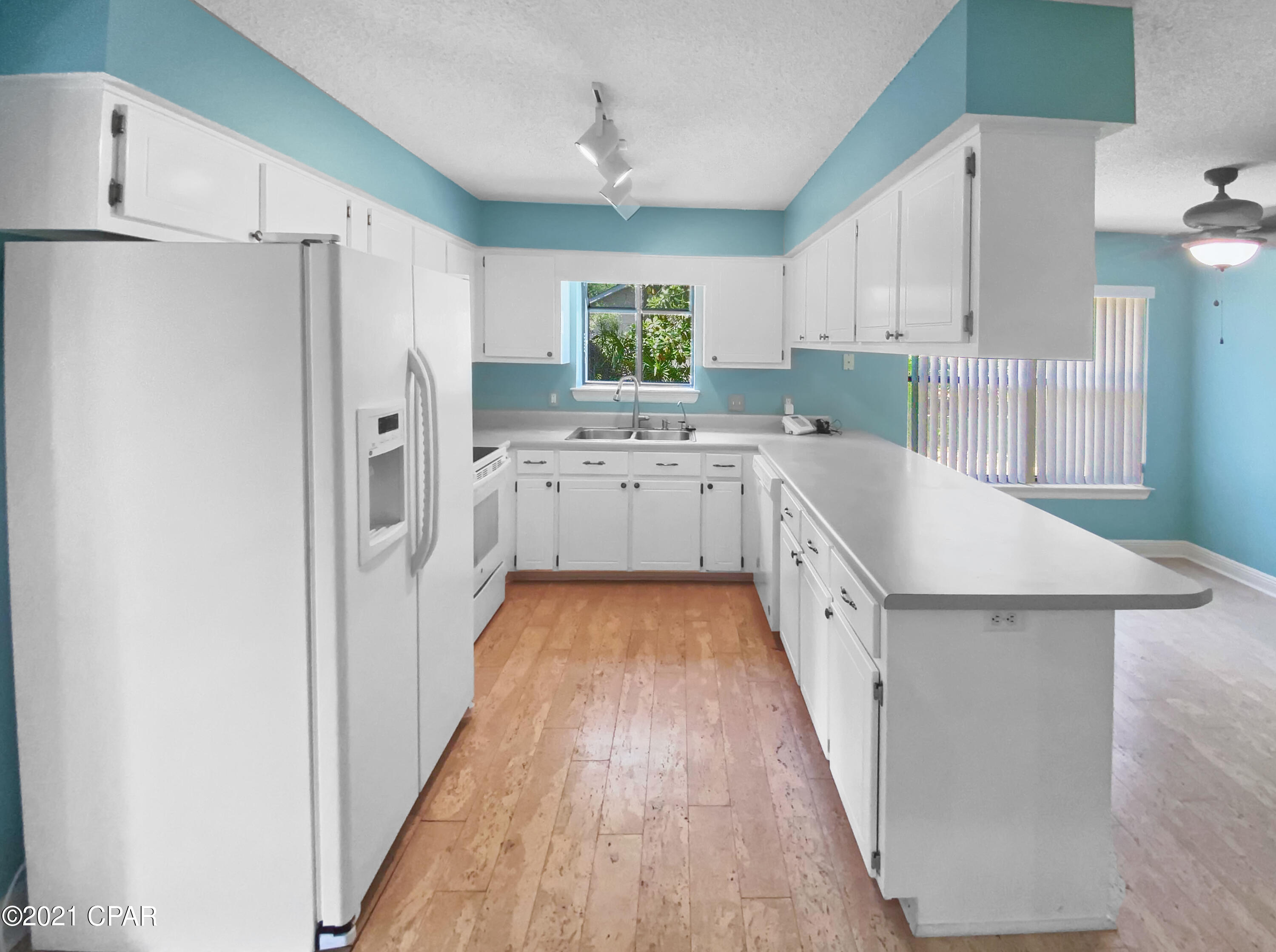 Colony Club - Residential