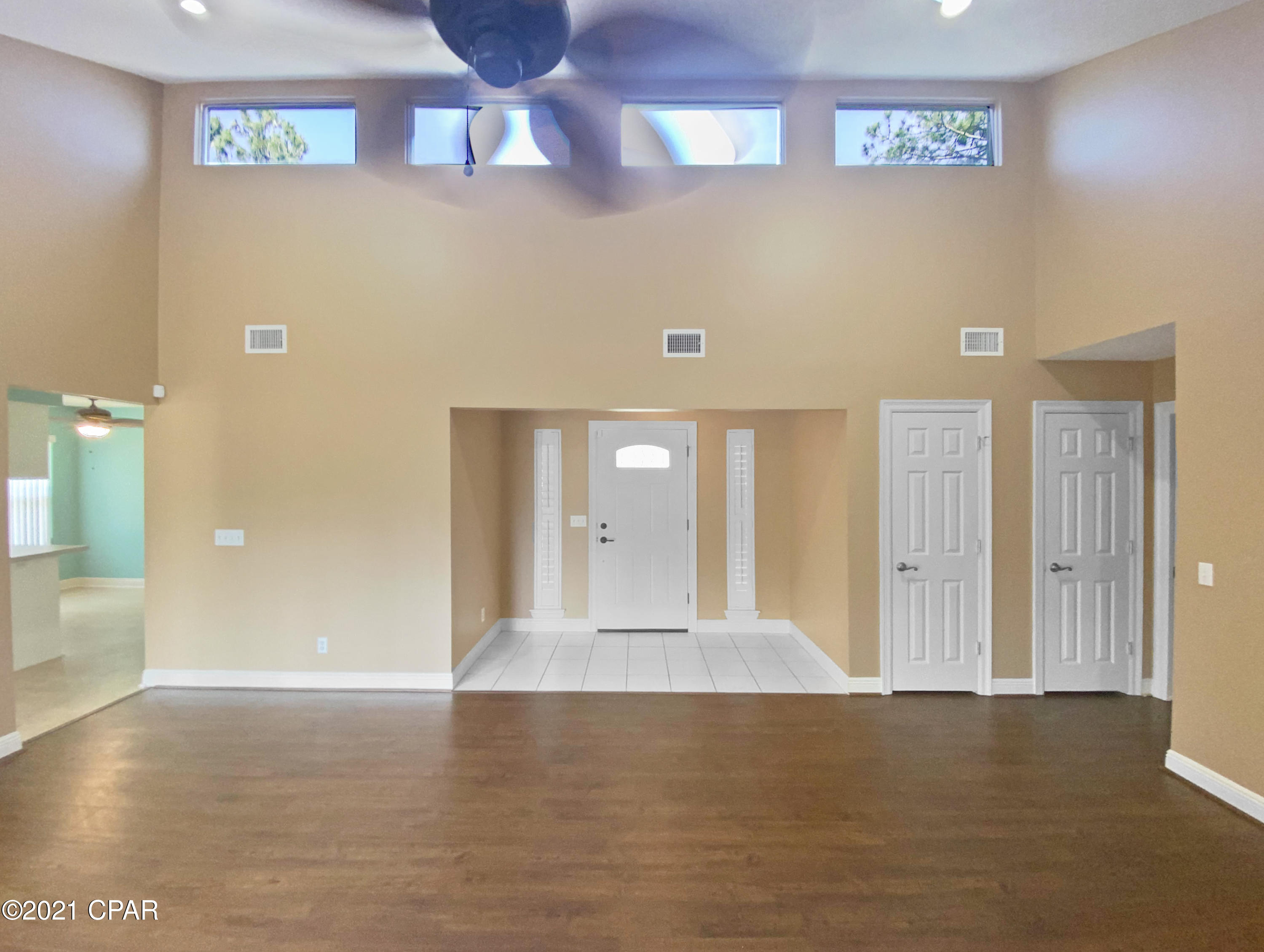 Colony Club - Residential