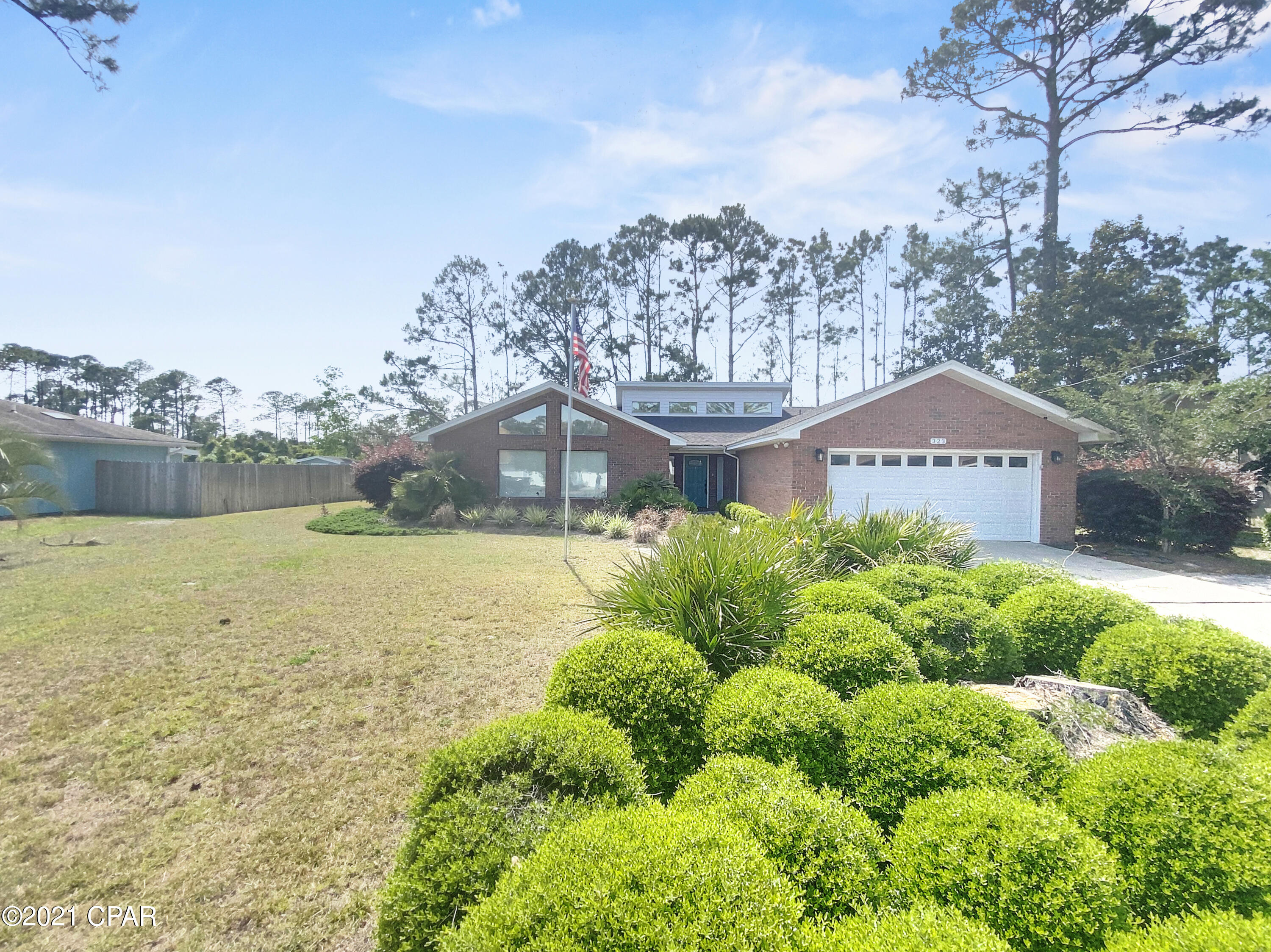 Colony Club - Residential