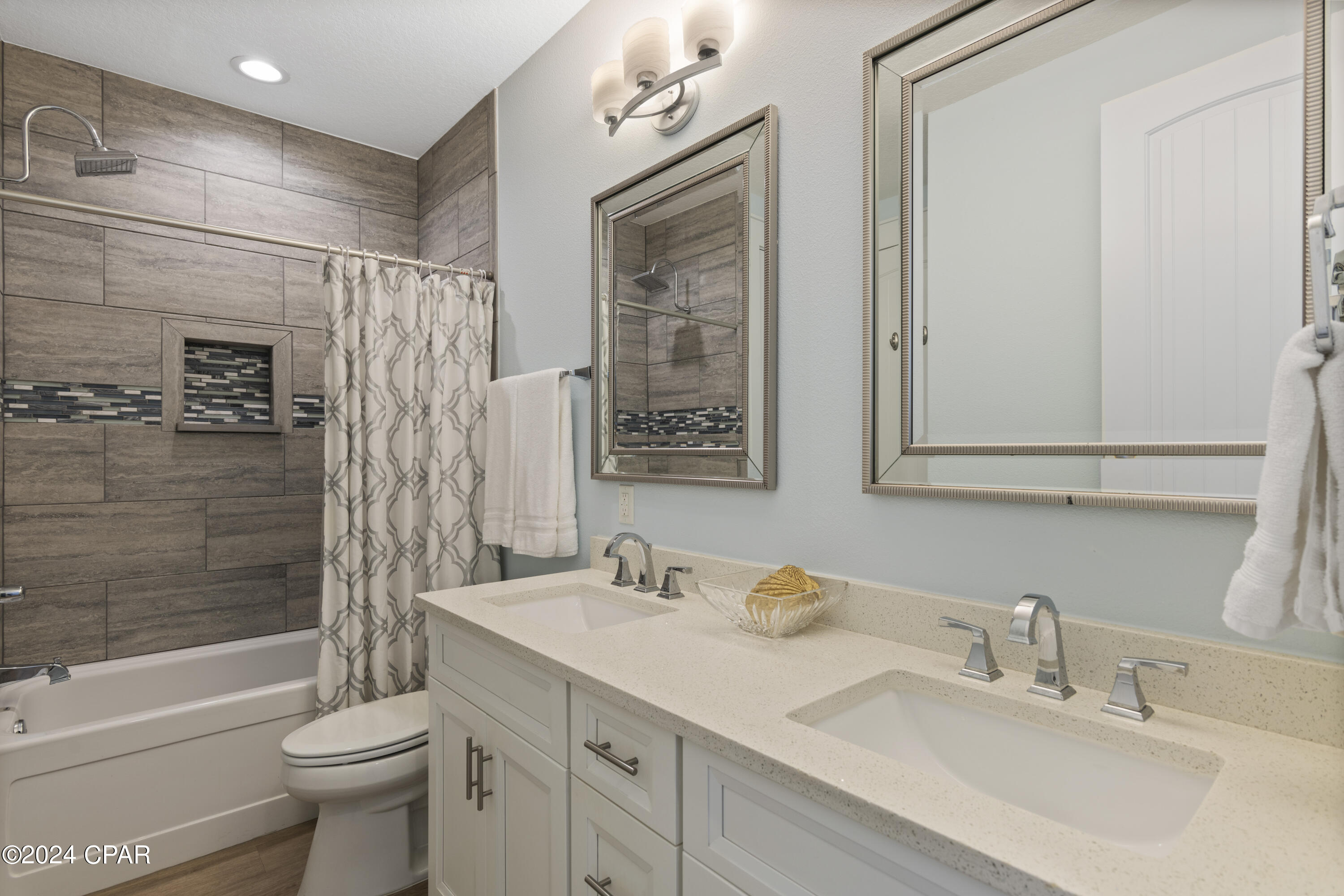 Sands Of Laguna - Residential