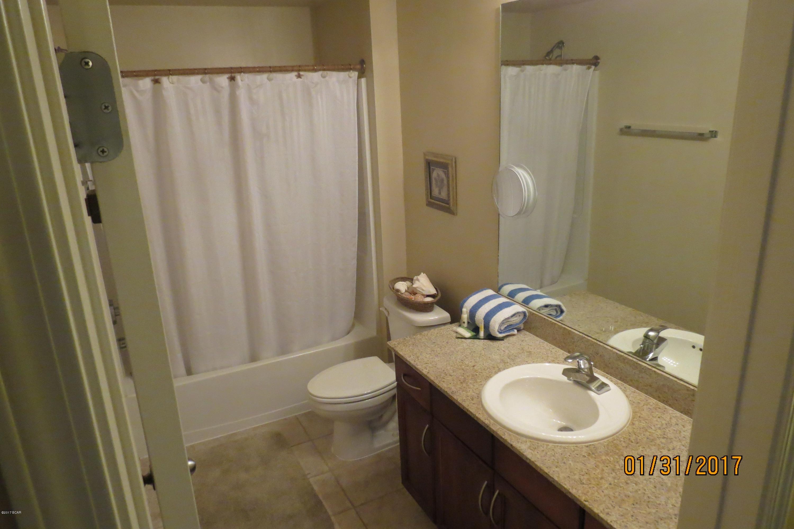 Laketown Wharf - Residential