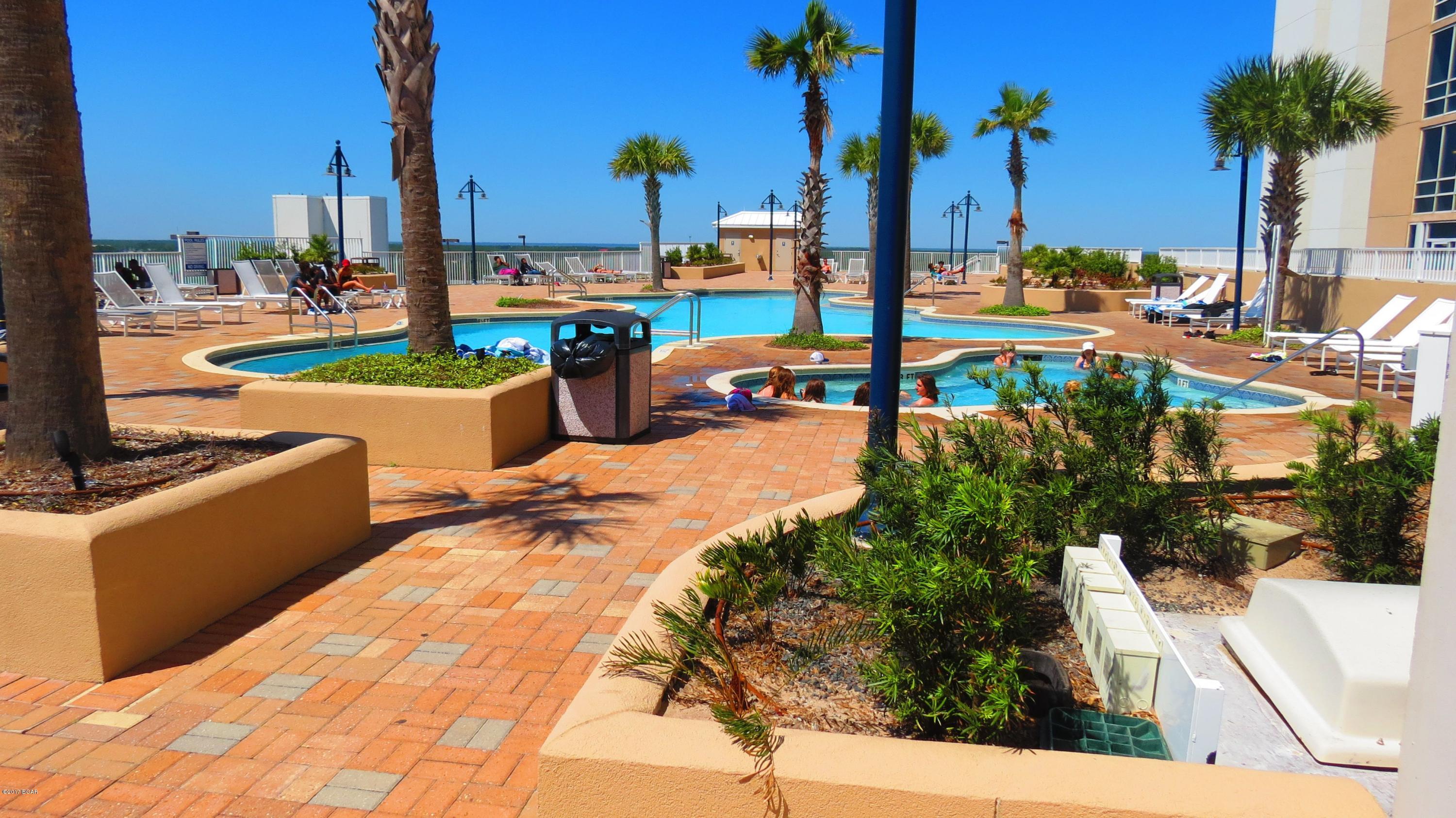 Laketown Wharf - Residential