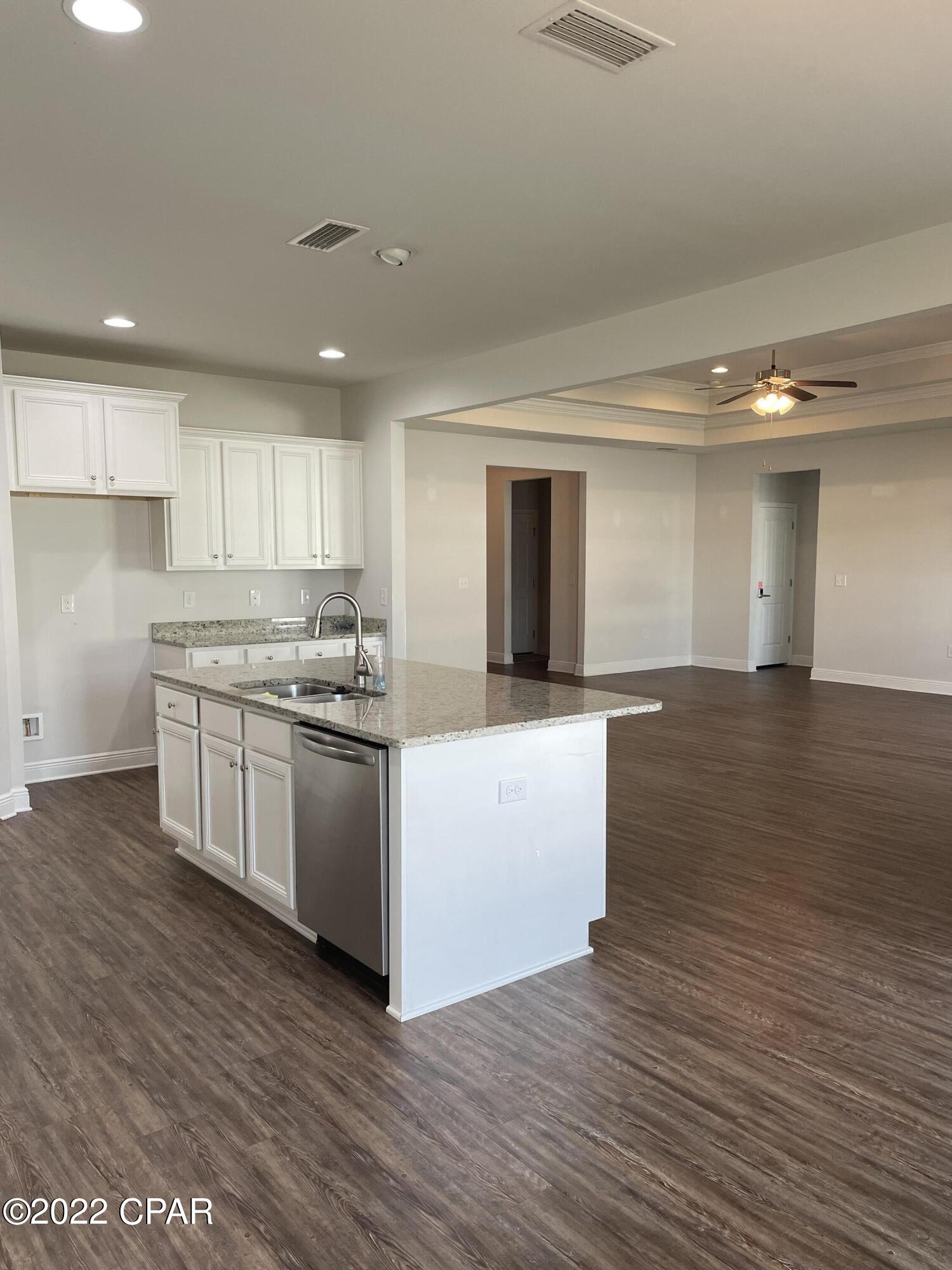 Village Of Mill Bayou/Shoreline Village Ph 1A - Residential