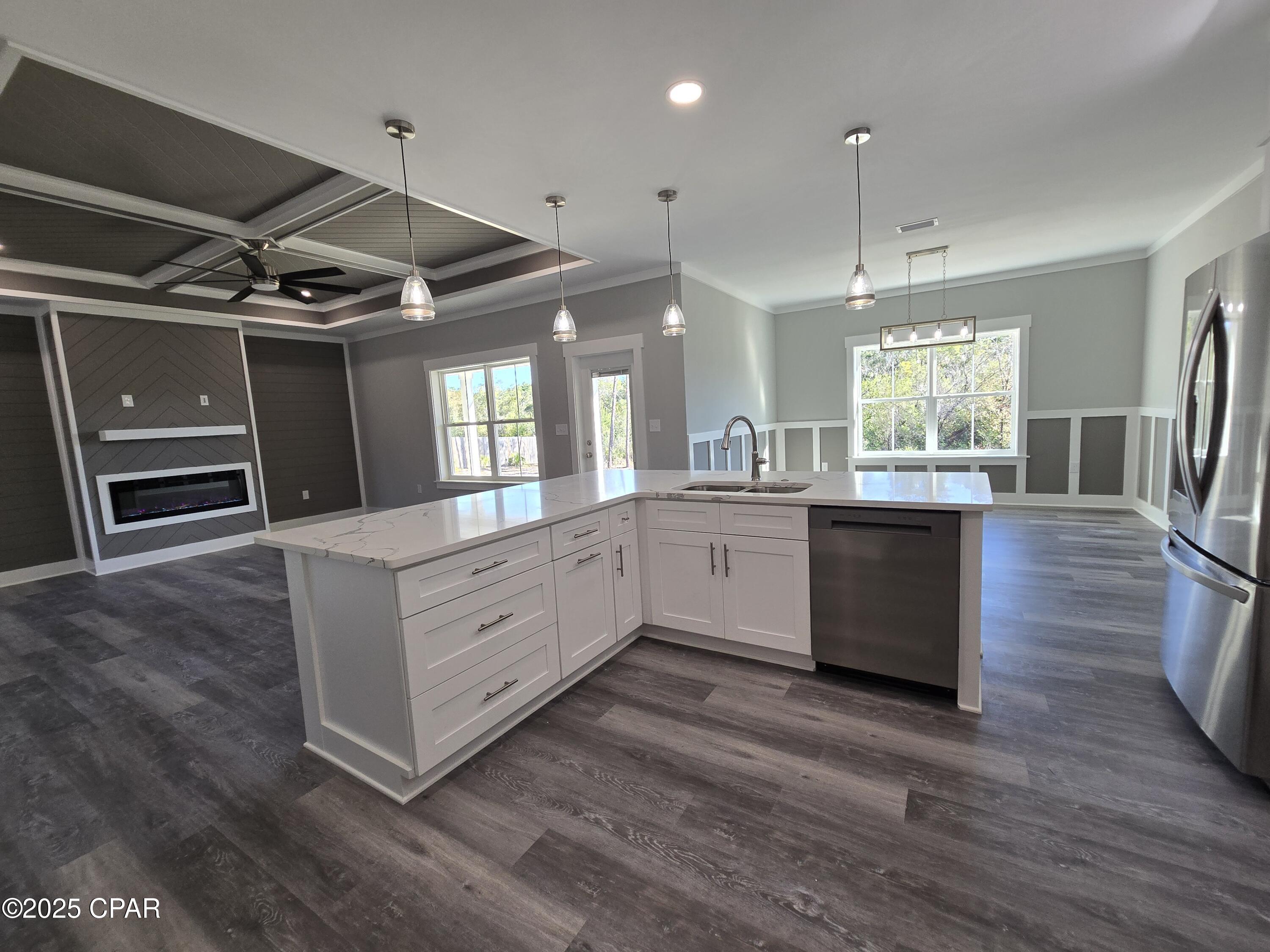 Pinebrook - Residential