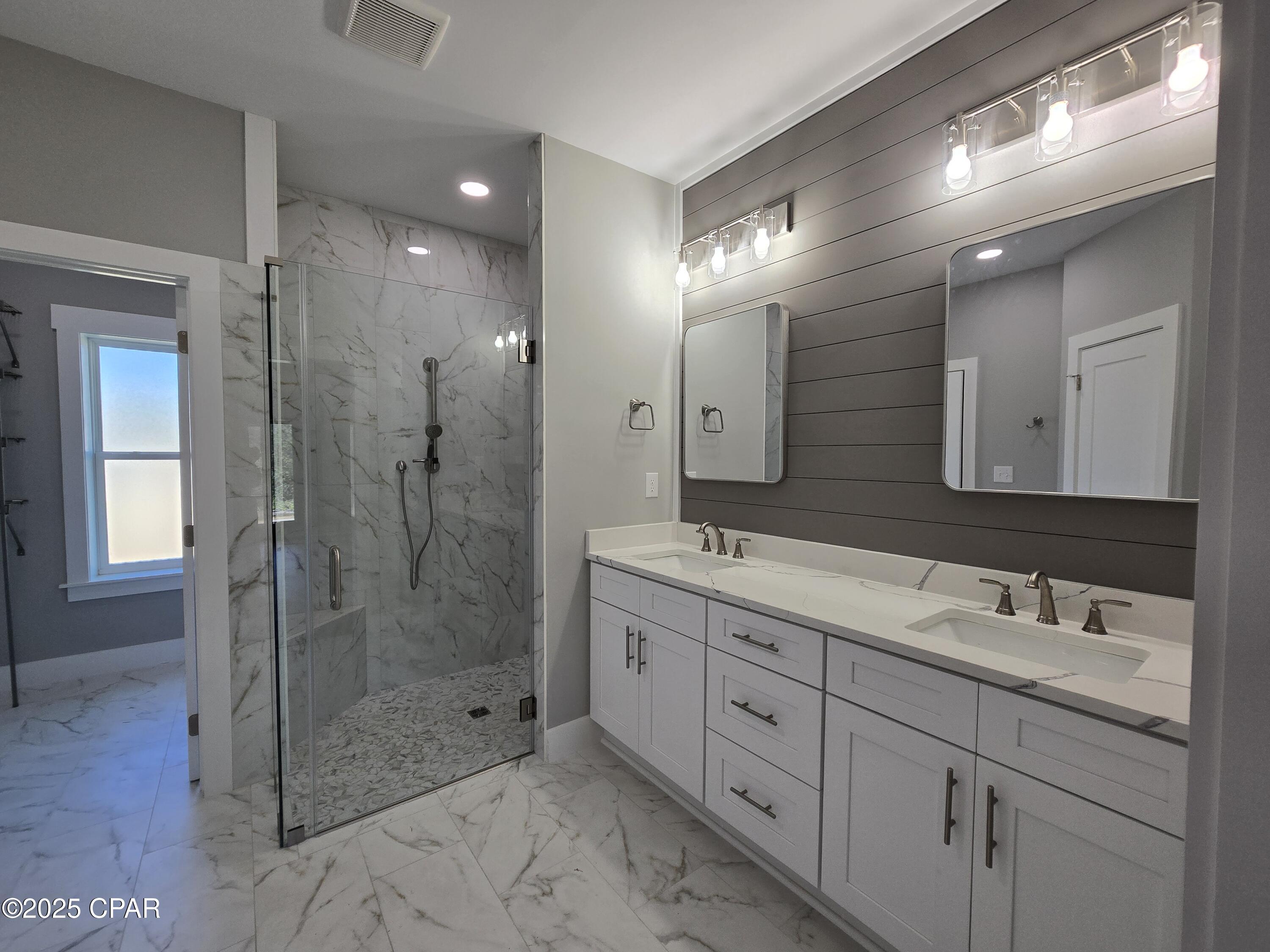 Pinebrook - Residential