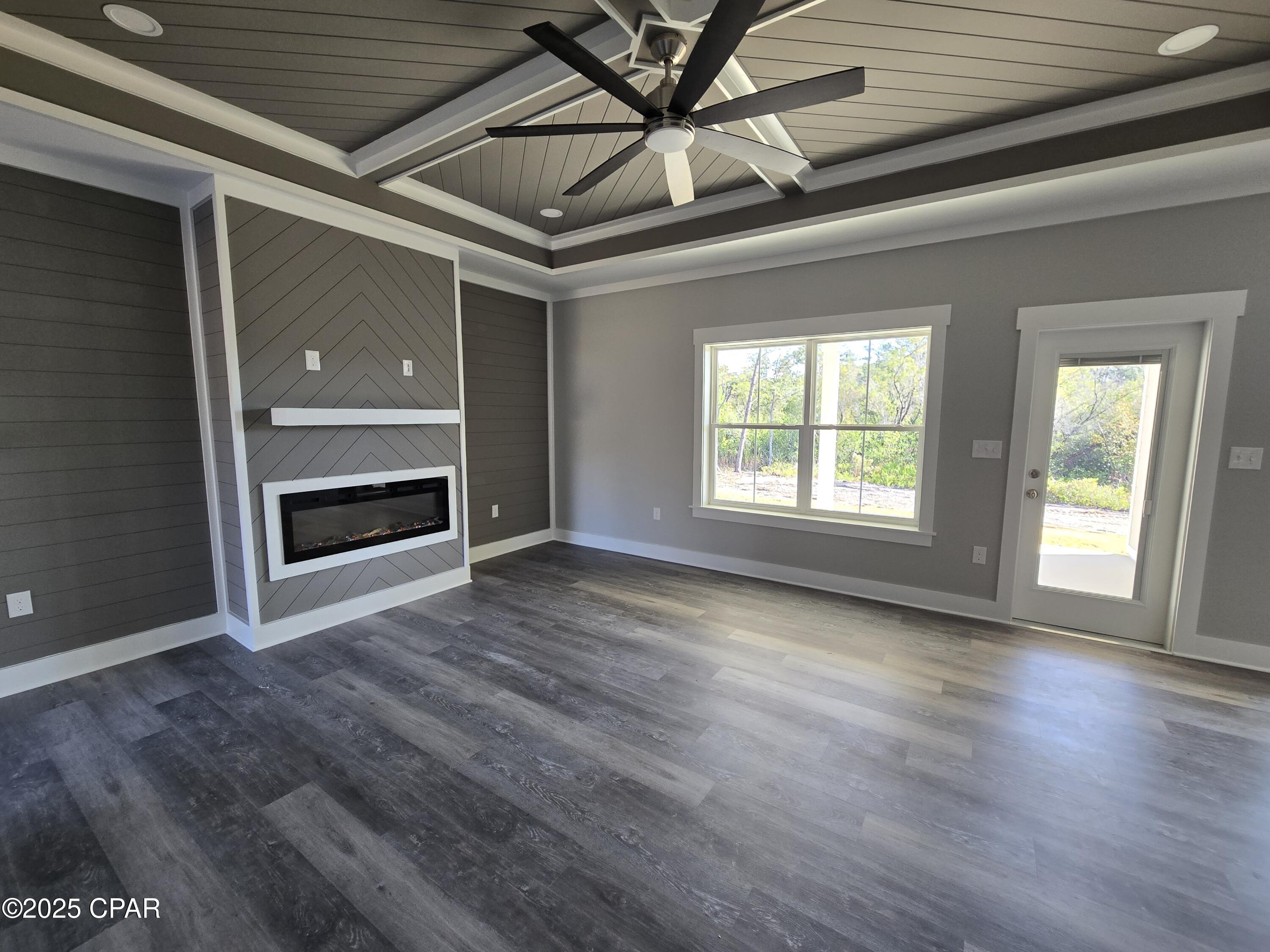 Pinebrook - Residential