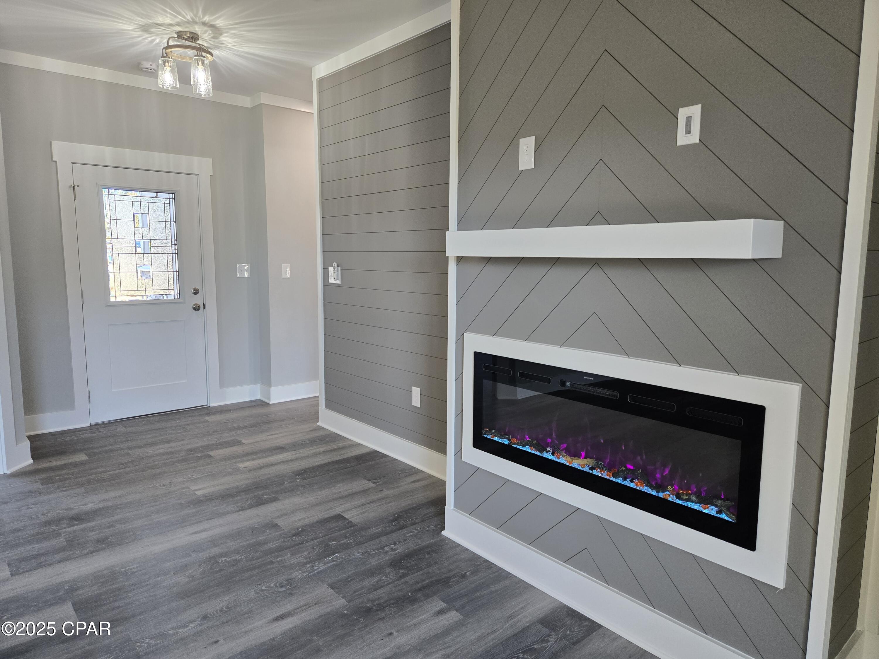 Pinebrook - Residential