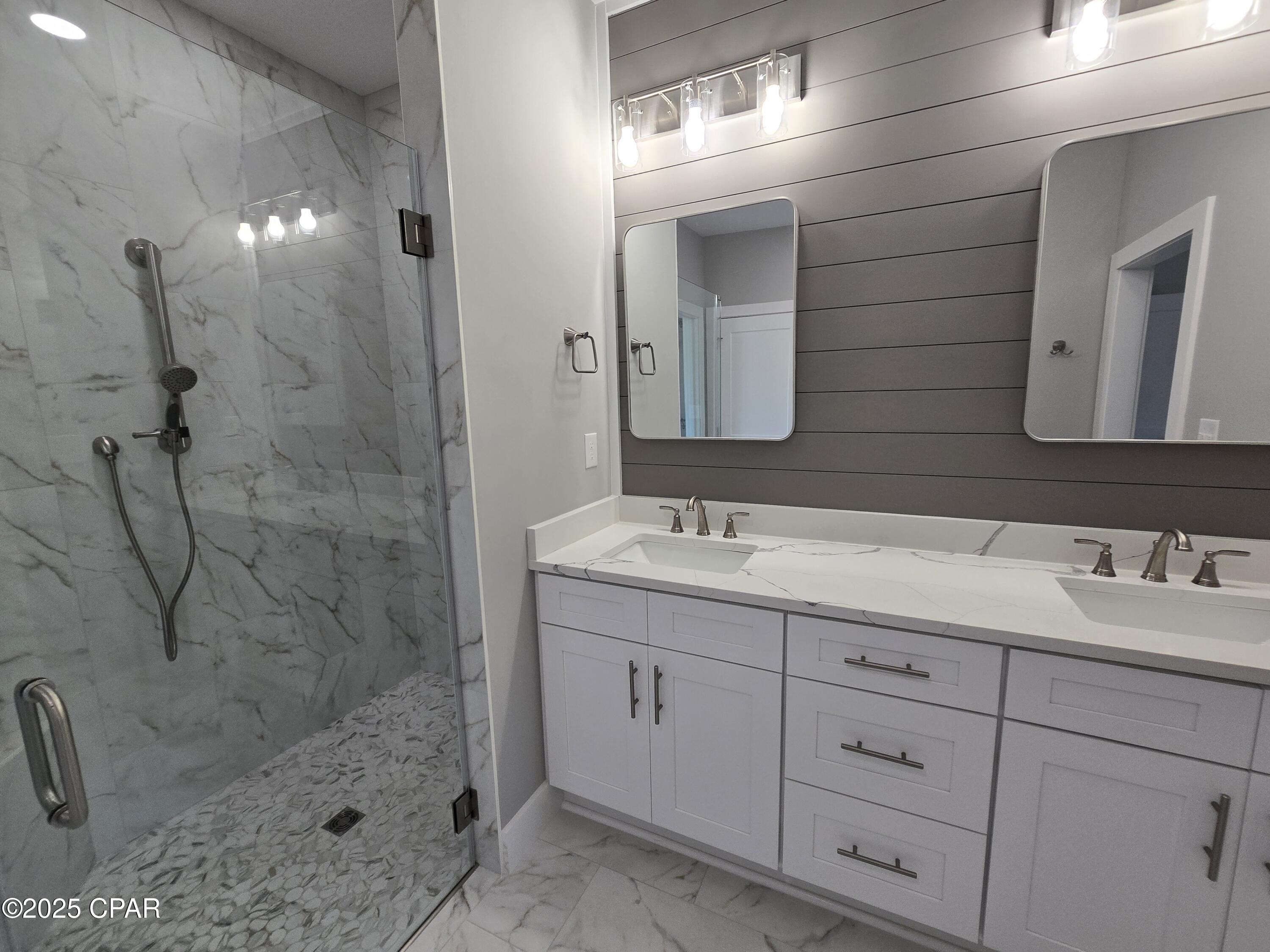 Pinebrook - Residential