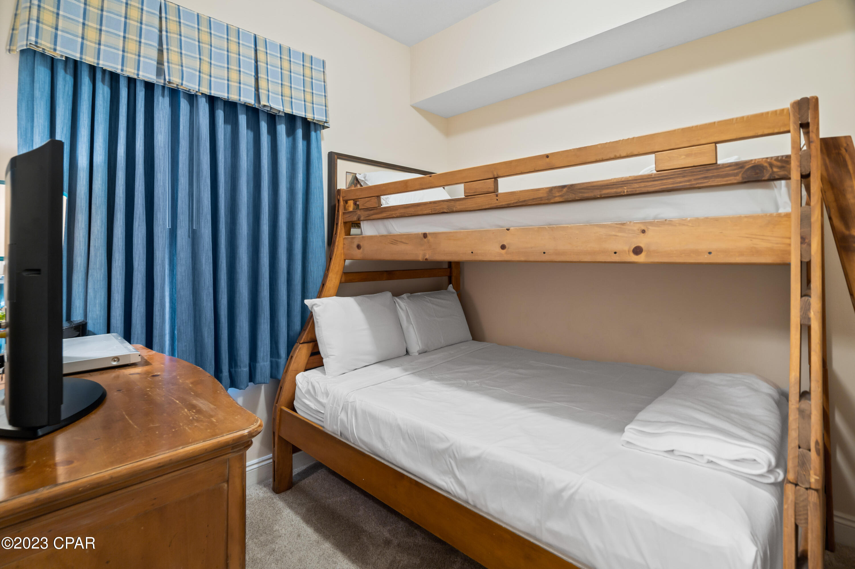 Calypso Towers II - Residential