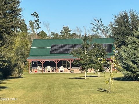 A home in Grand Ridge