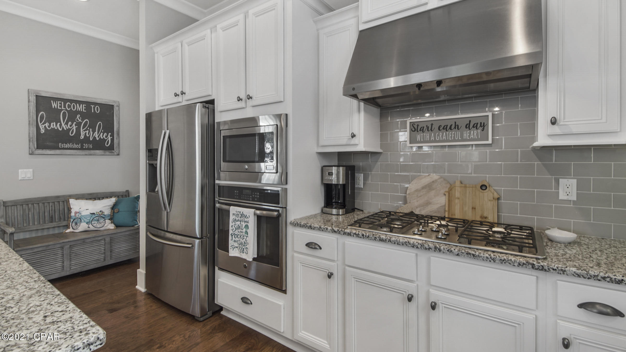 [No Recorded Subdiv] - Residential