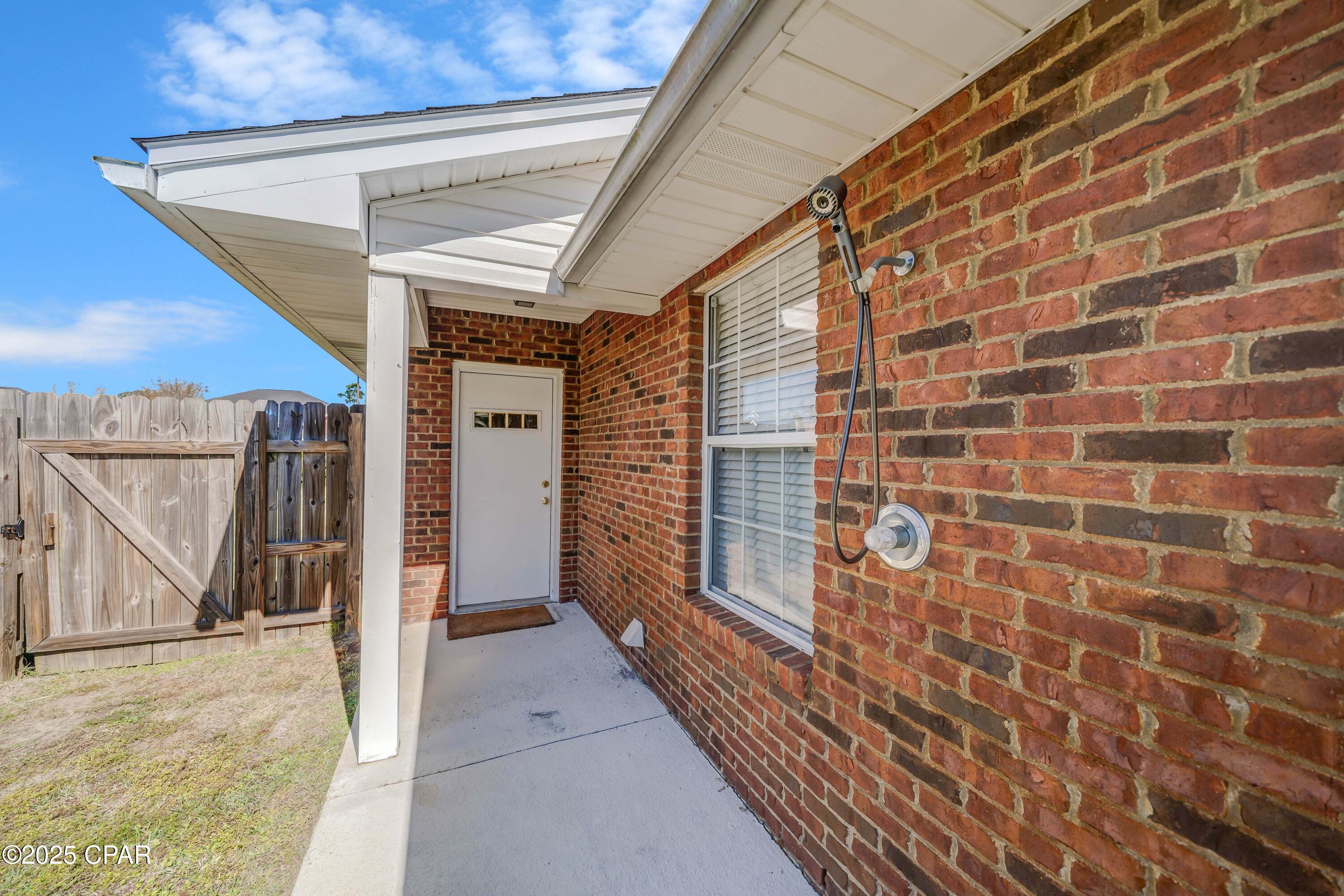 Floridian Place - Residential