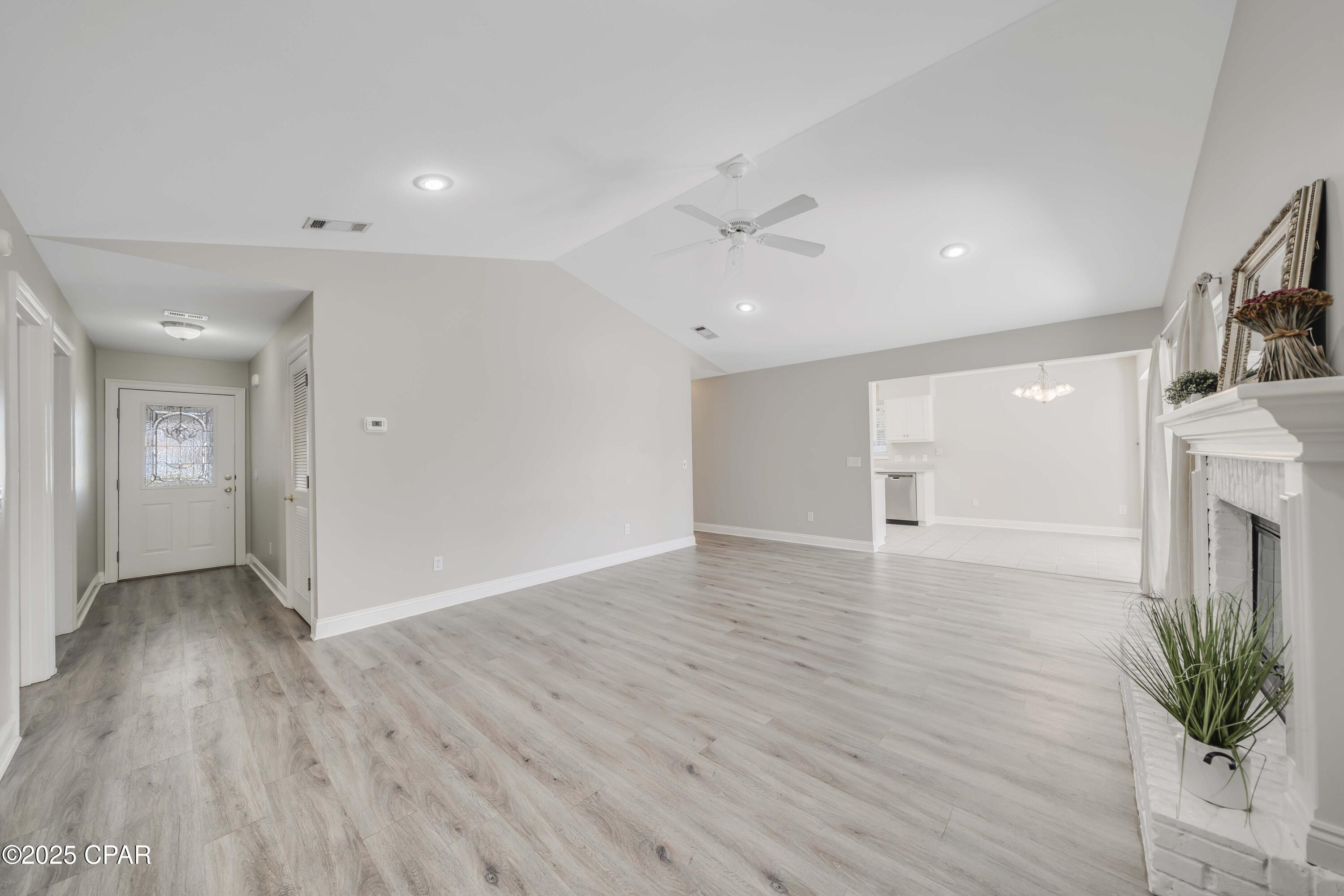 Floridian Place - Residential