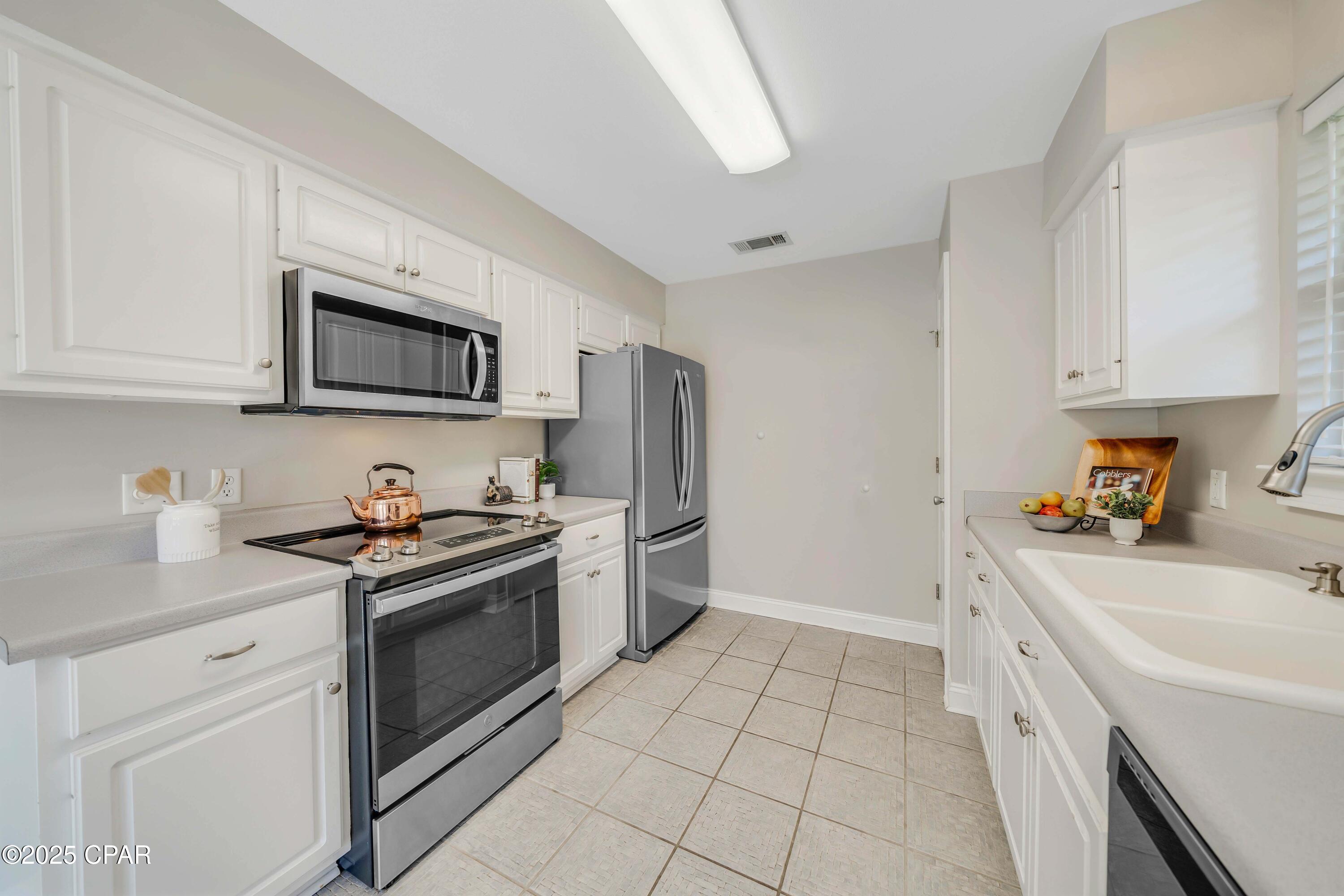 Floridian Place - Residential