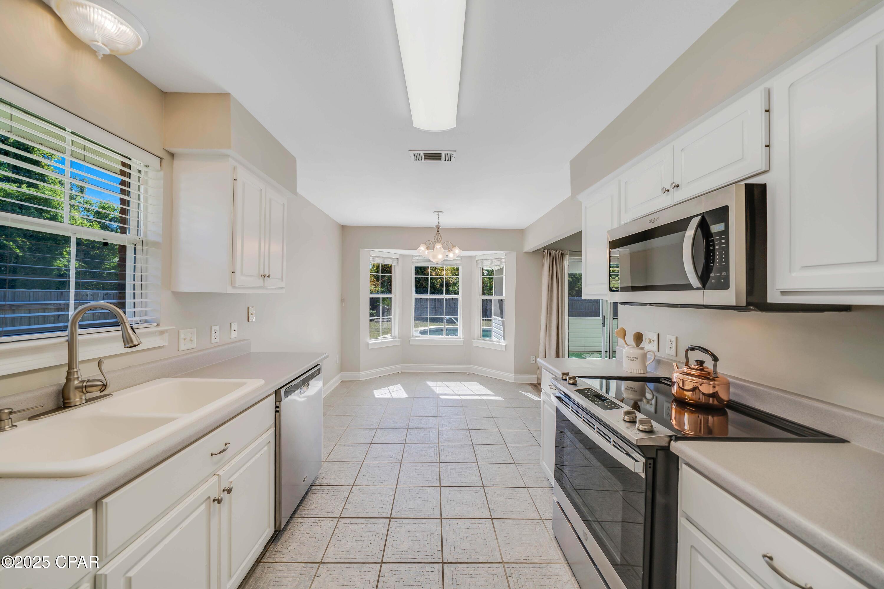 Floridian Place - Residential