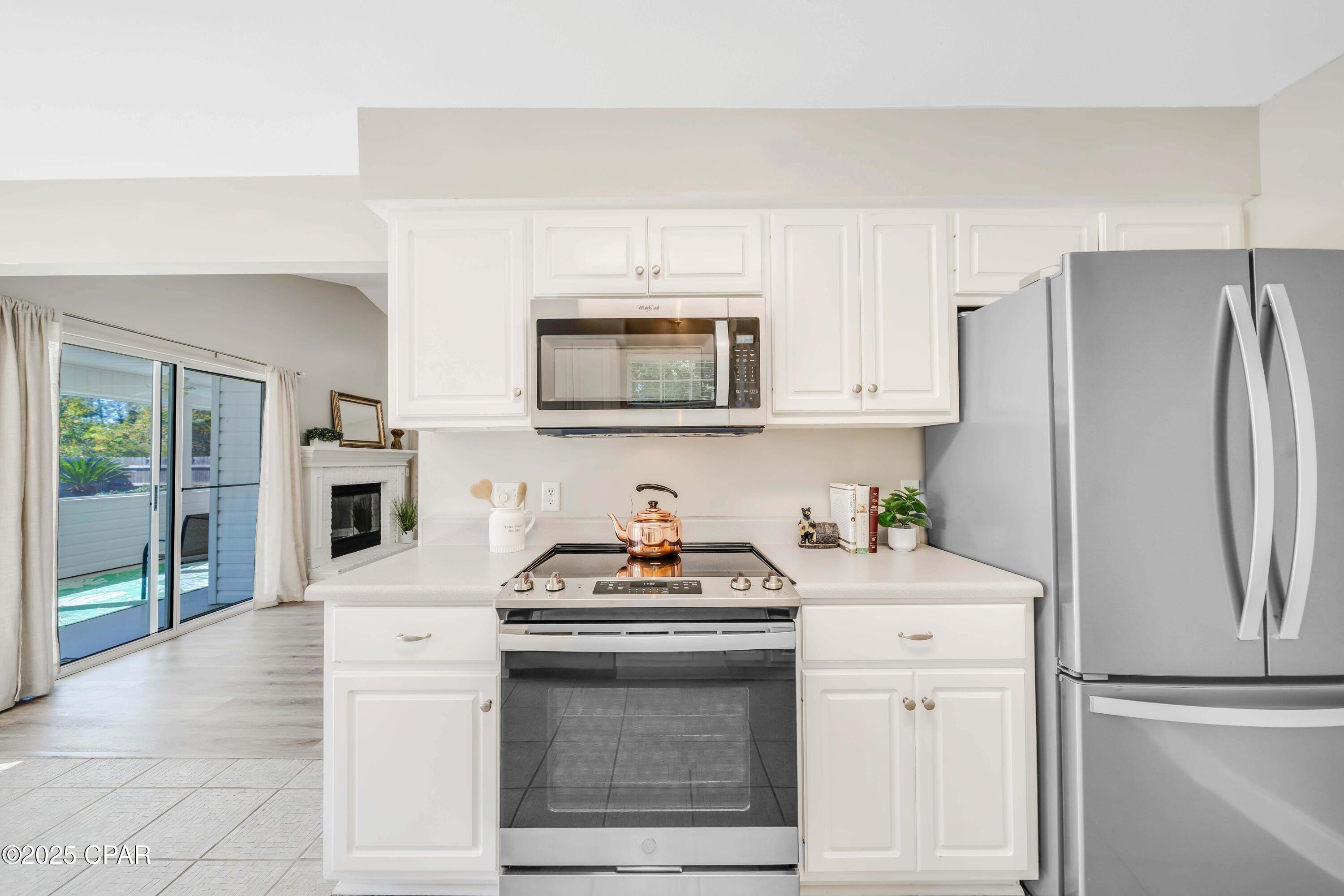 Floridian Place - Residential