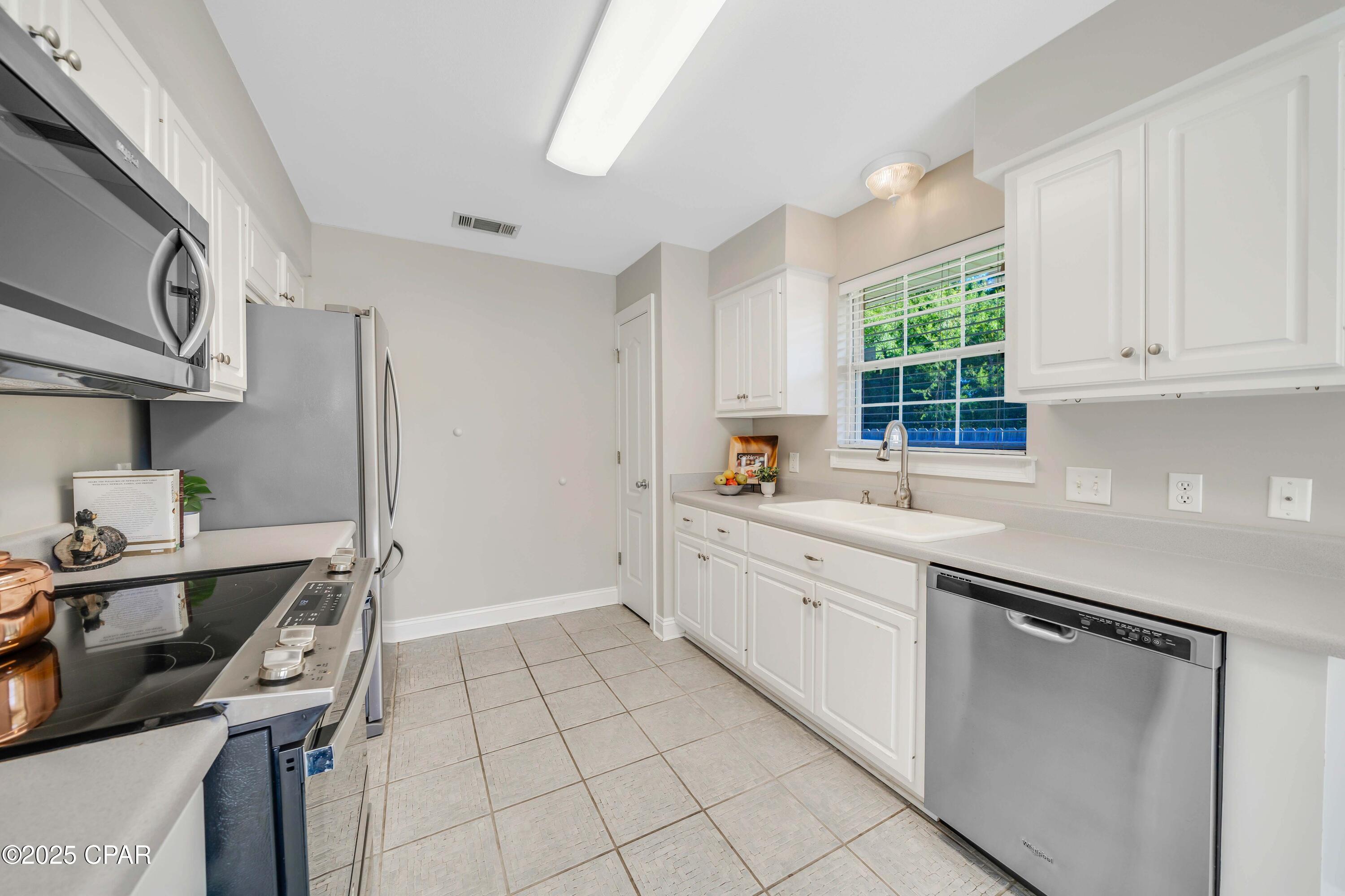 Floridian Place - Residential