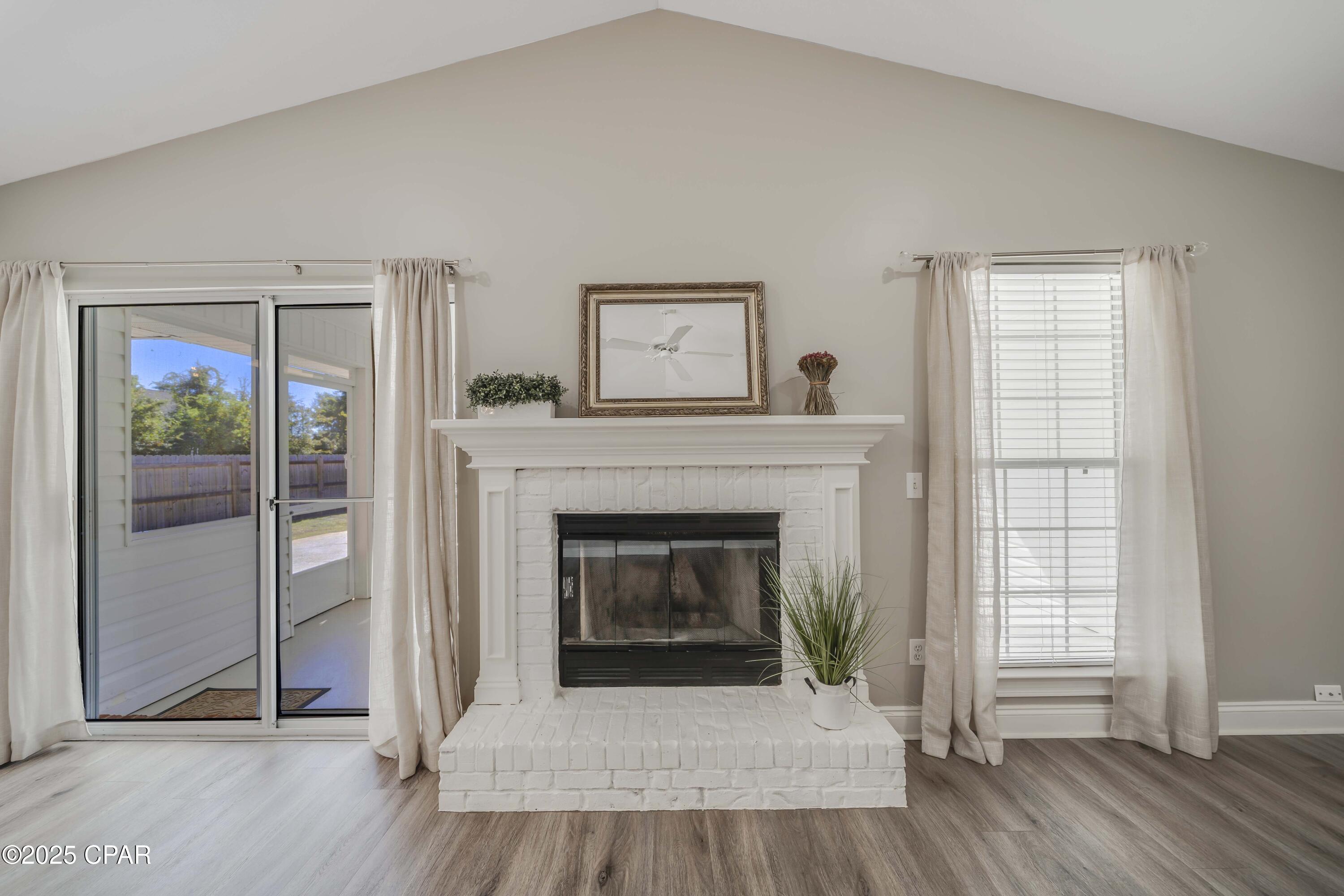 Floridian Place - Residential