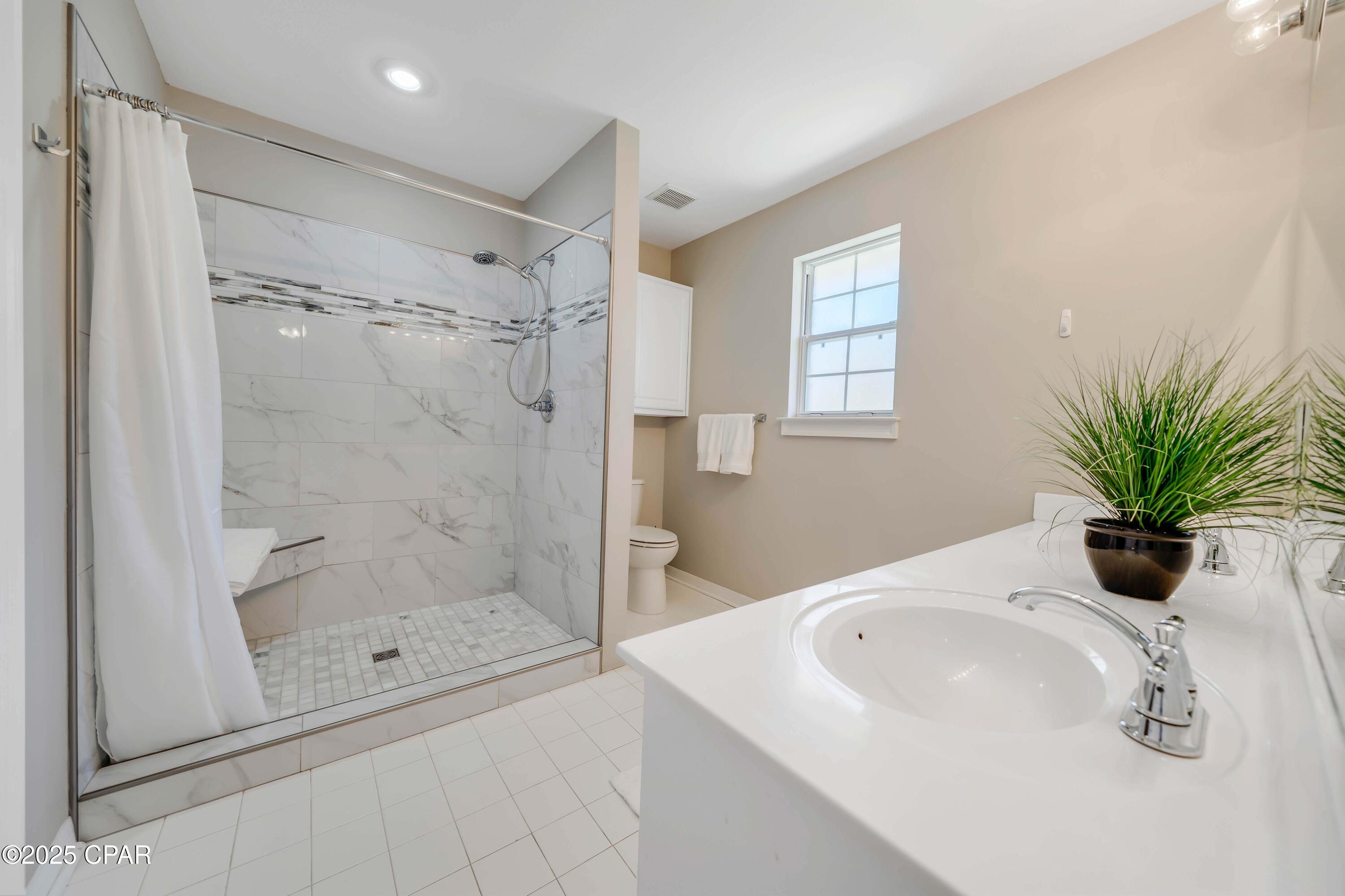 Floridian Place - Residential