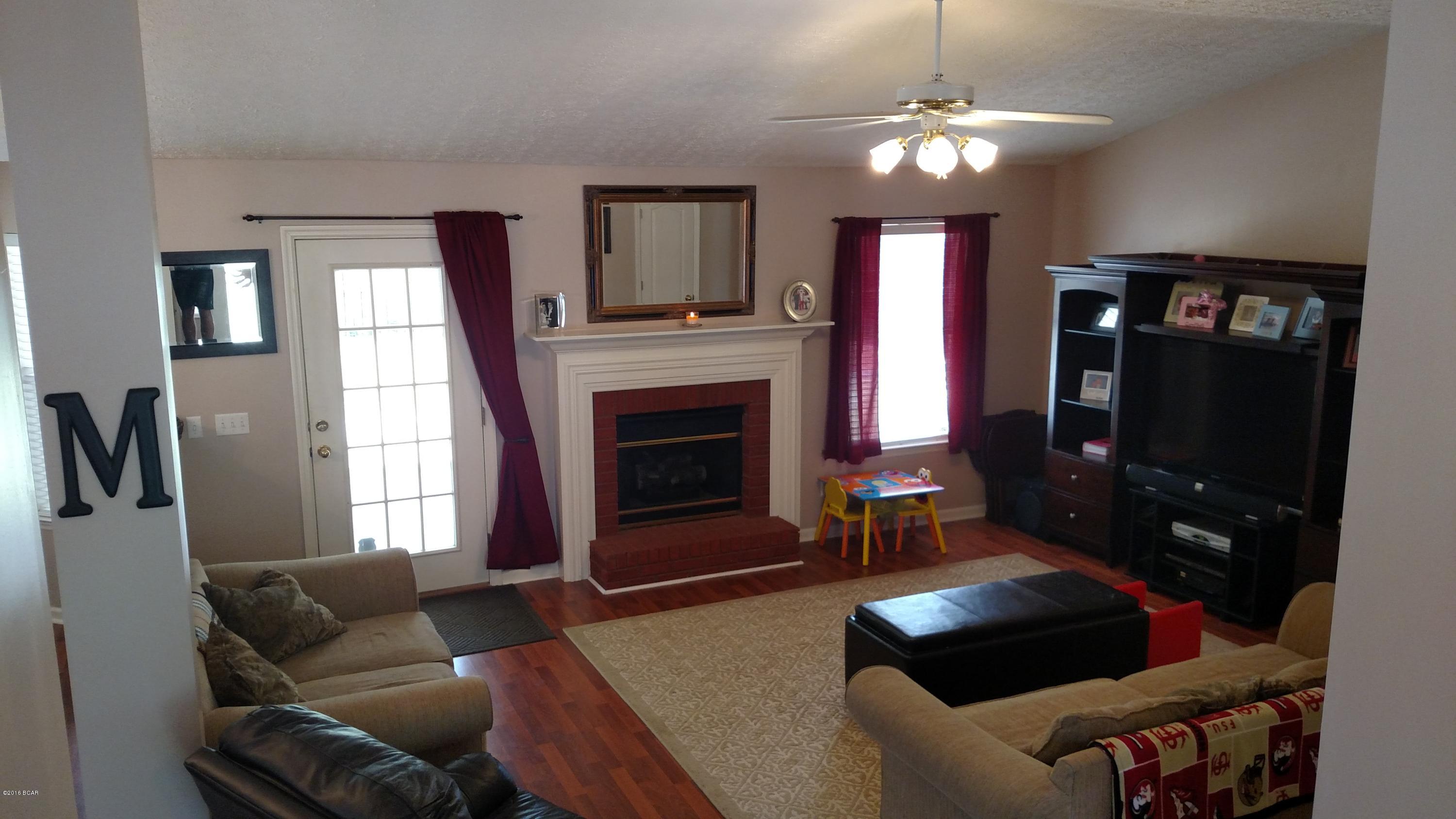 Highway 22 West Estates - Residential