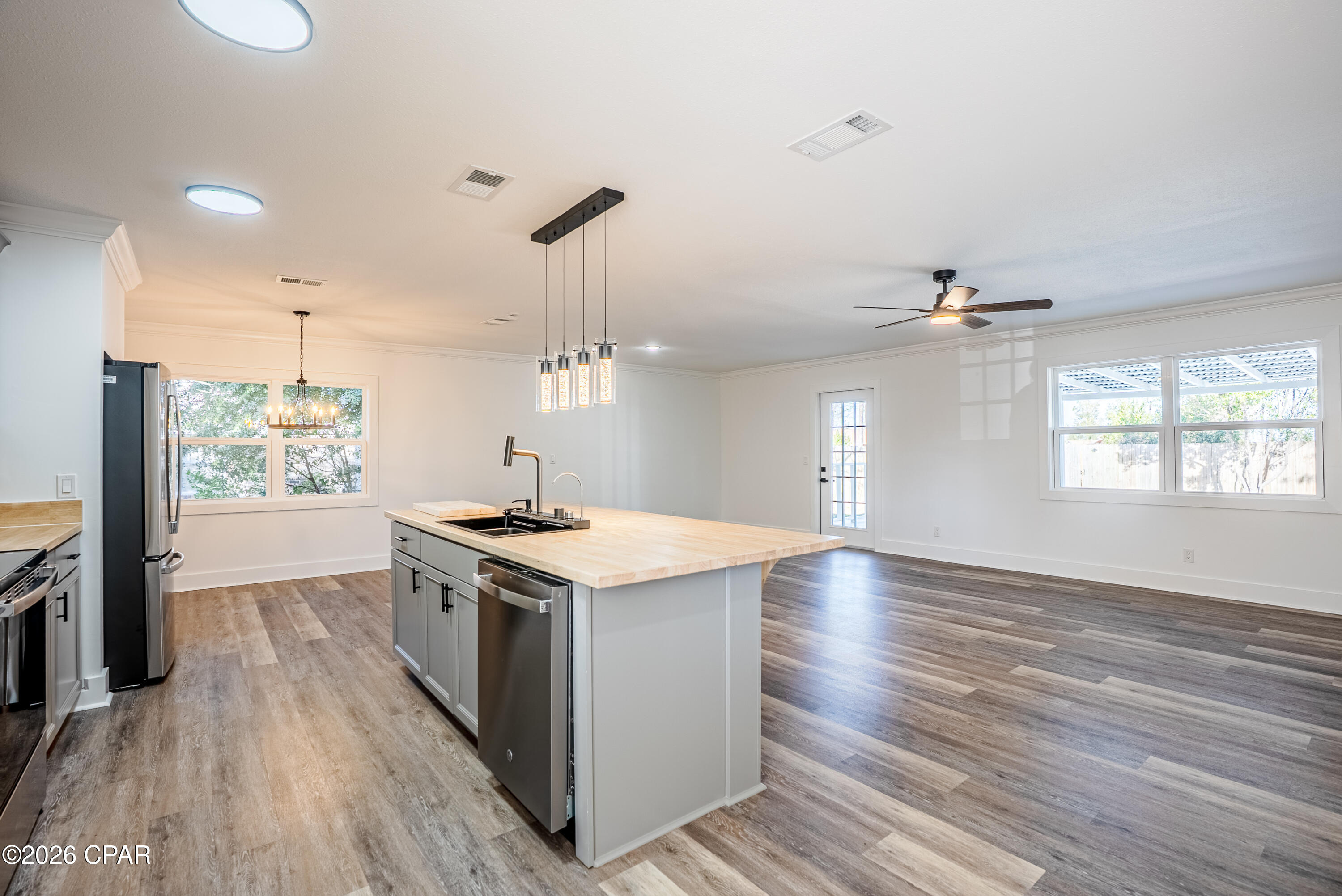 Forest Hills Unit 1 - Residential