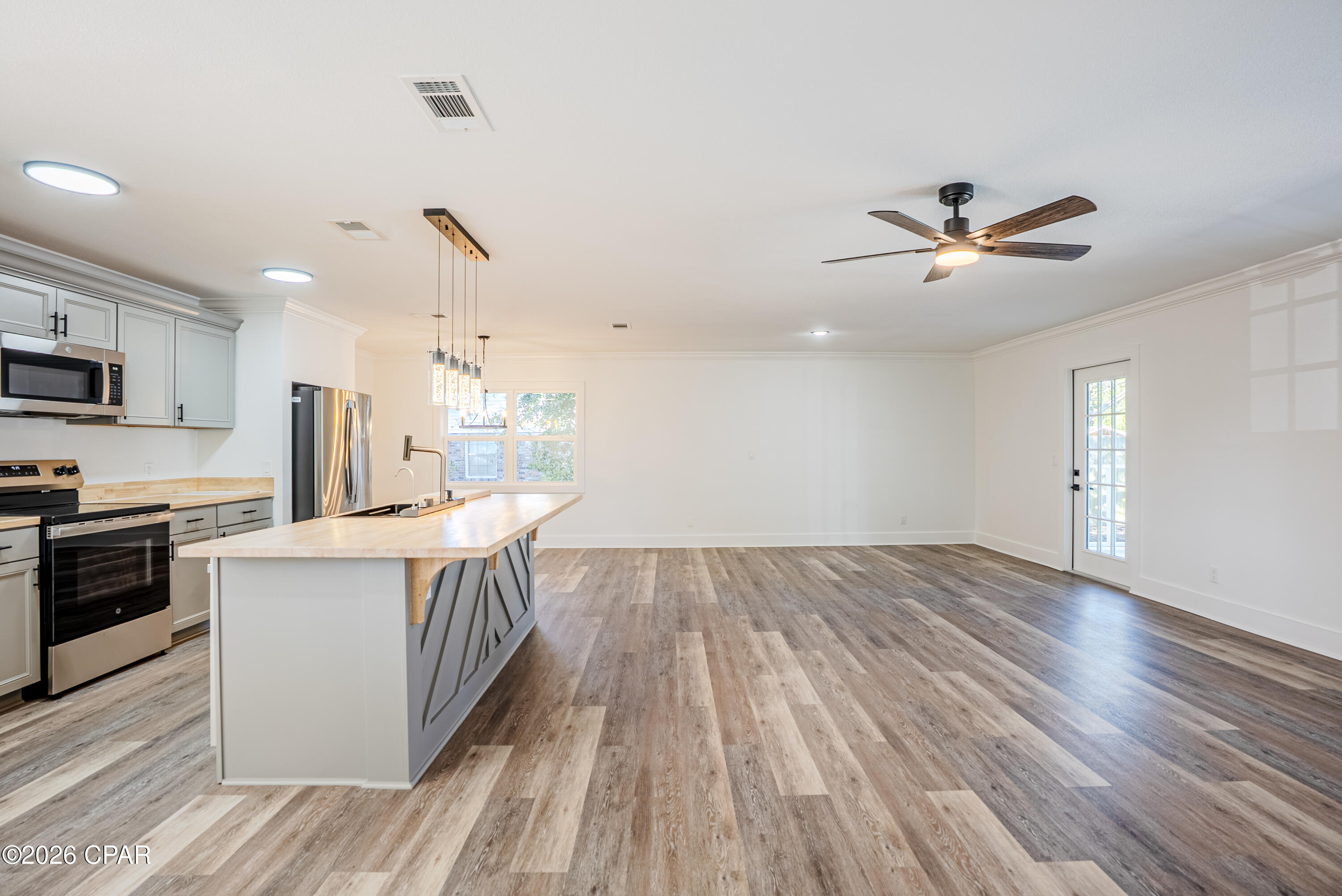 Forest Hills Unit 1 - Residential