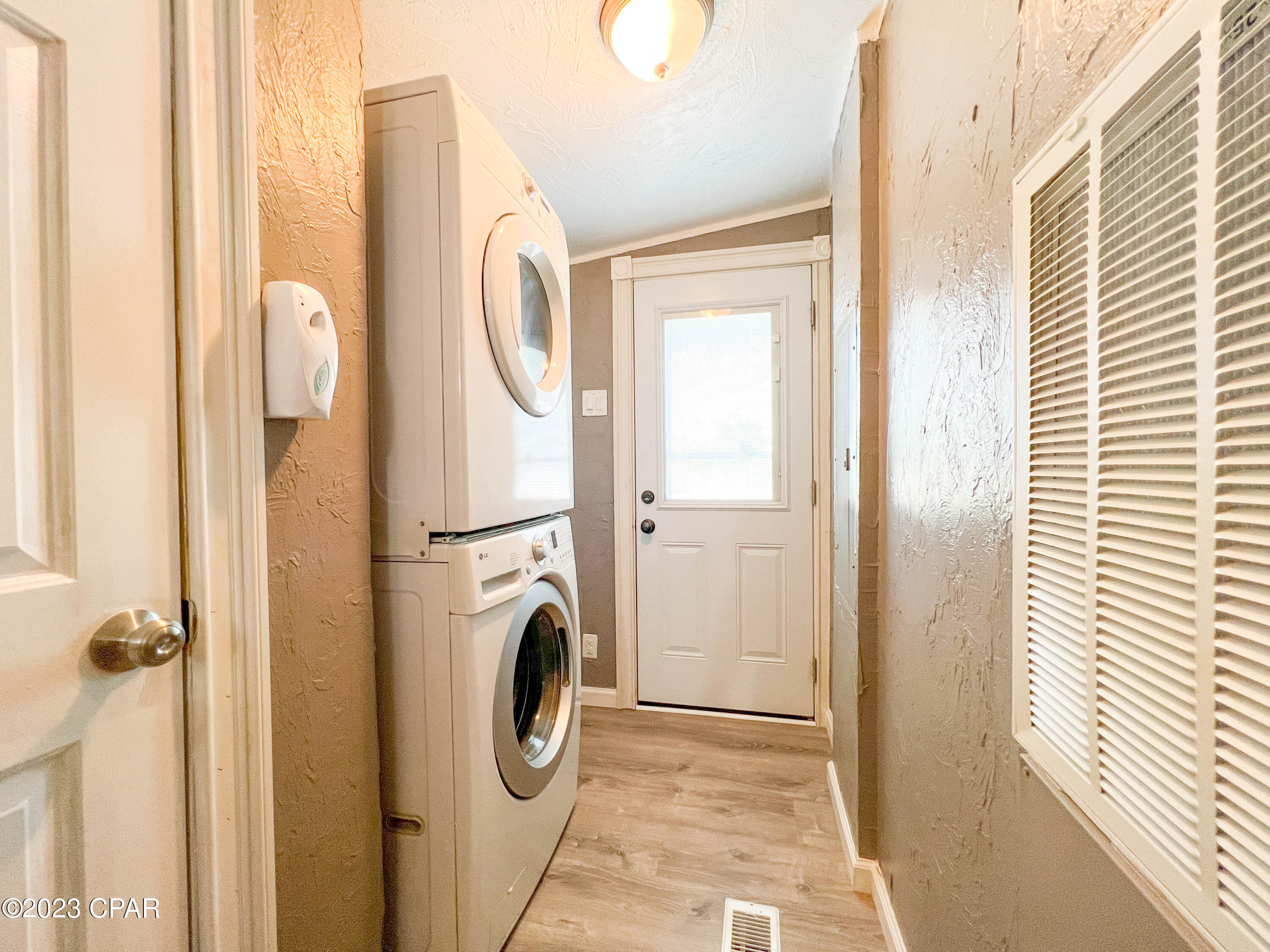 Sweetwater Village S Ph I - Residential