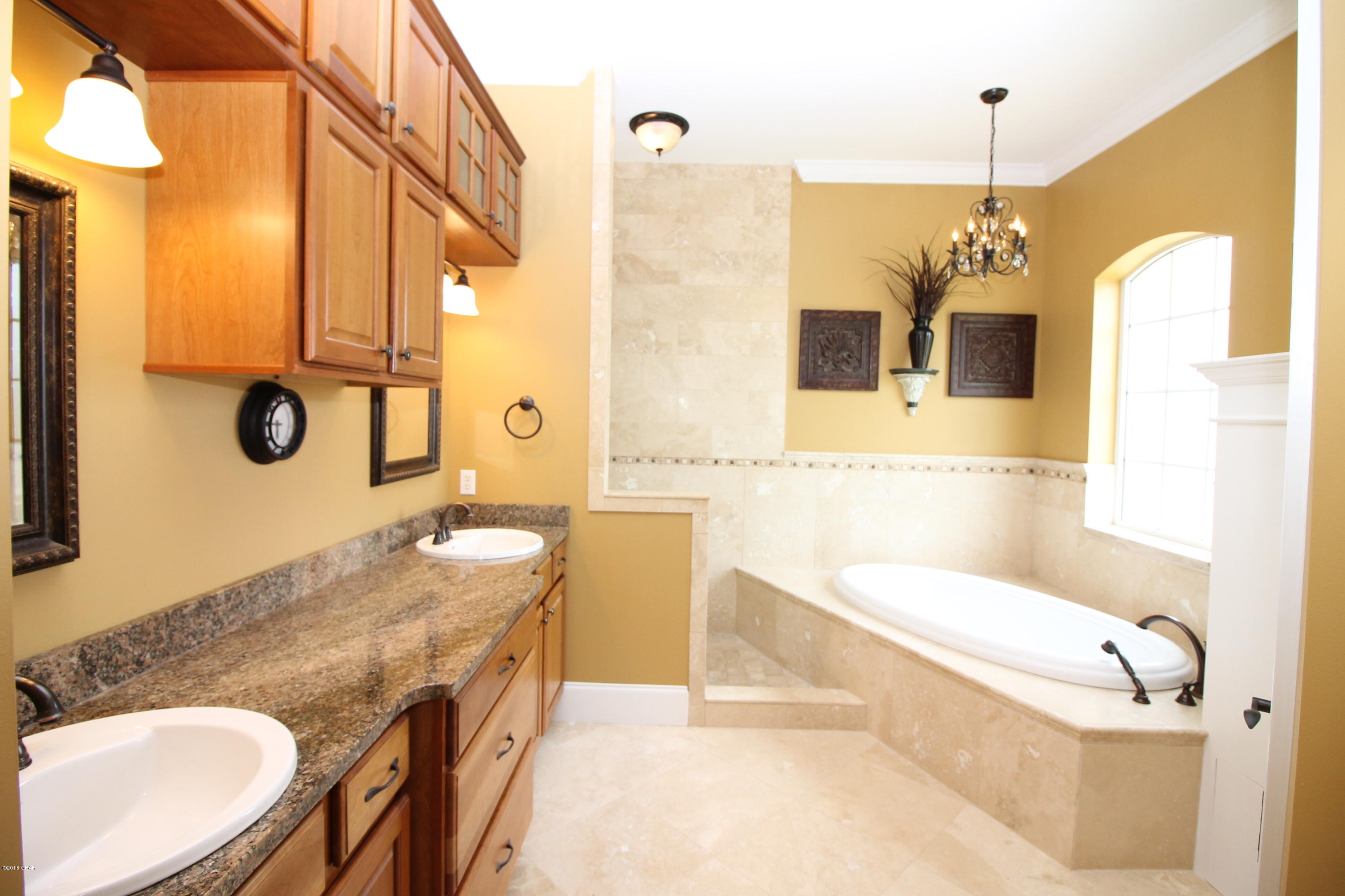 Kirkland Manor - Residential