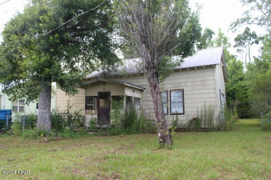 It's just about down to the bare bones and up to you to pick up the pieces.  Great location just off Hwy 20 and another straight shot to Hwy 71.  Priced in mind for you to finish.