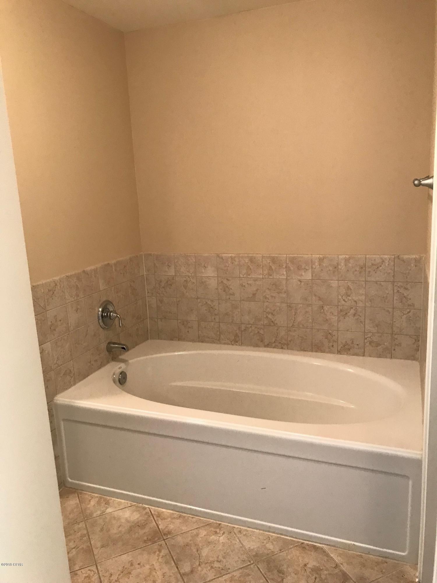 Island Reserve - Residential Lease