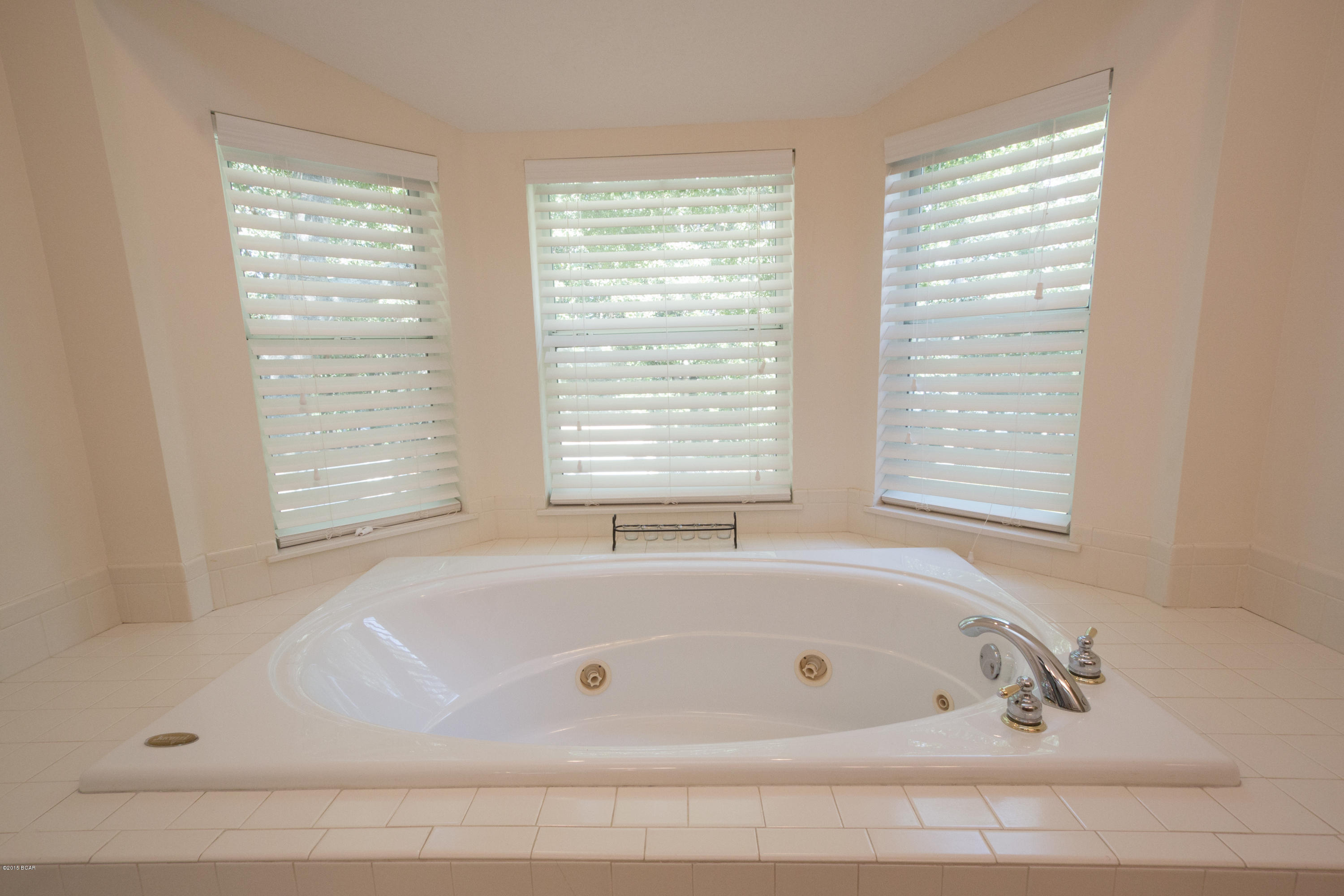 Bay Park Manor - Residential