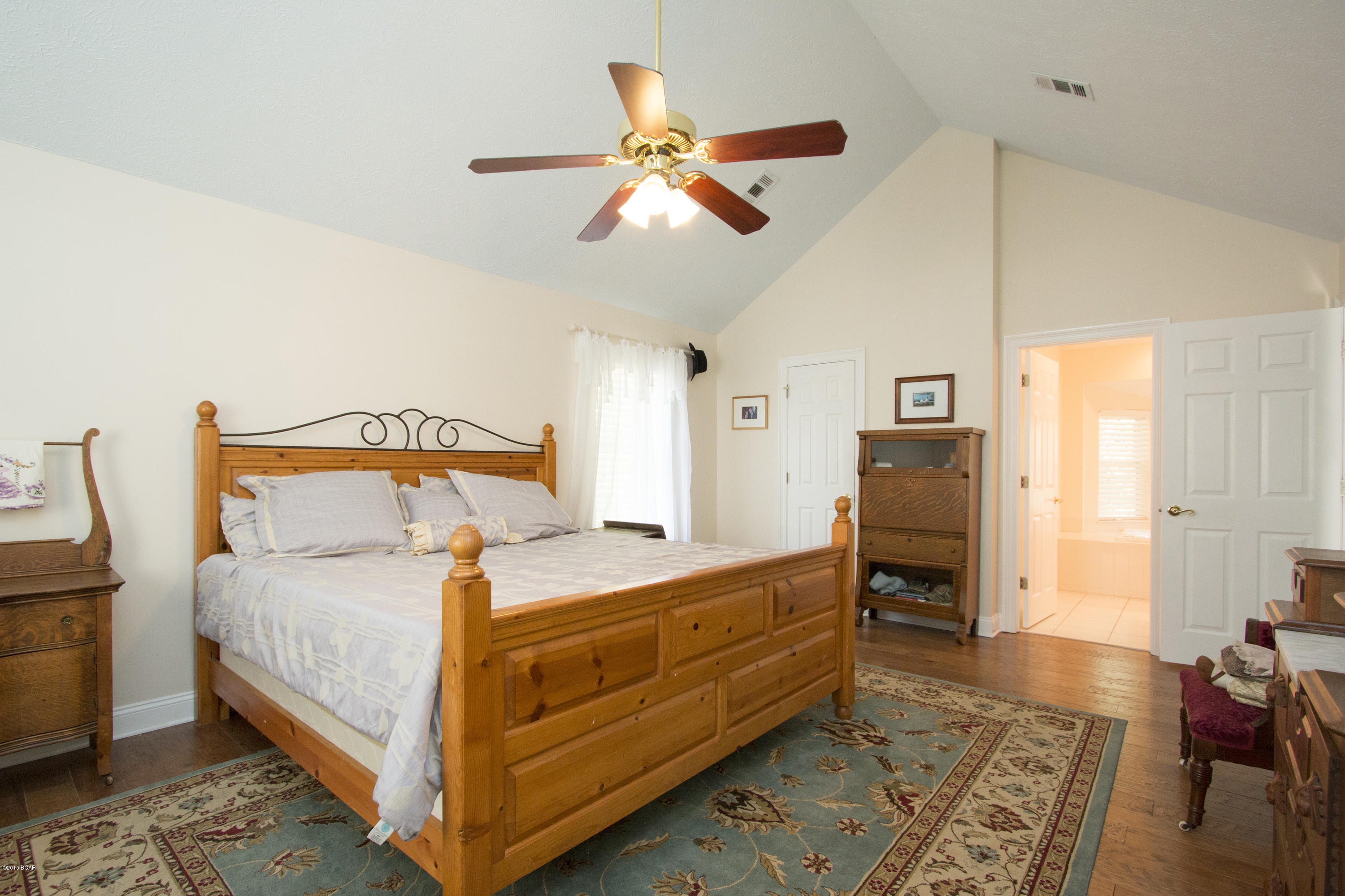 Bay Park Manor - Residential