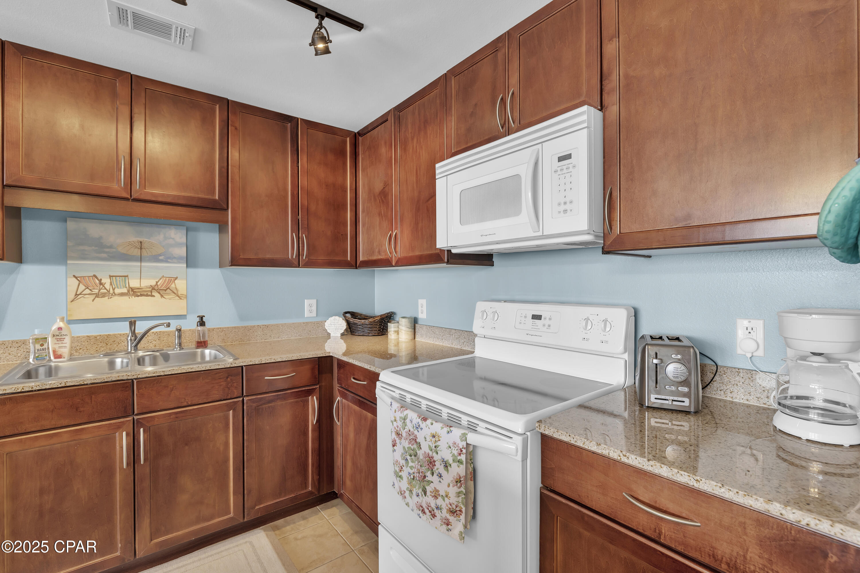 Laketown Wharf - Residential