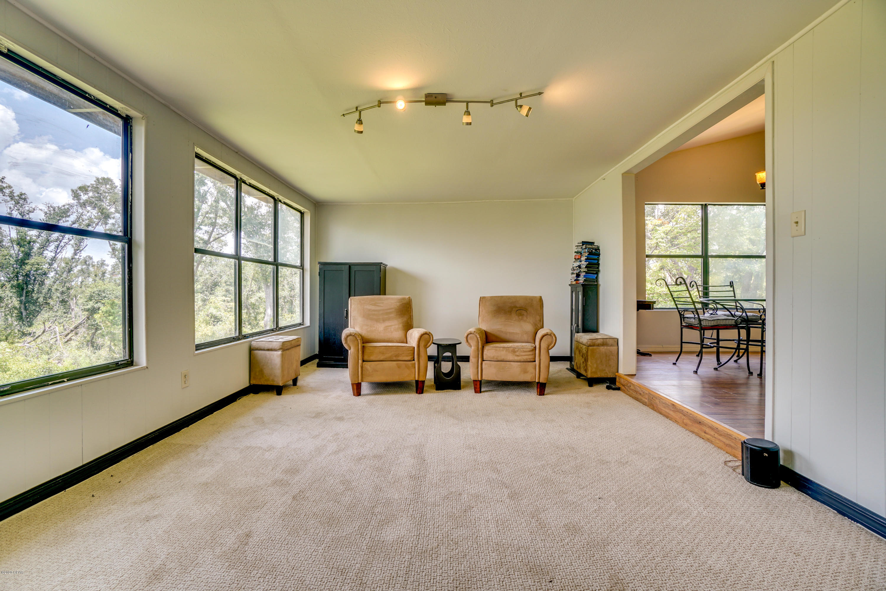 Compass Lake In The Hills - Residential