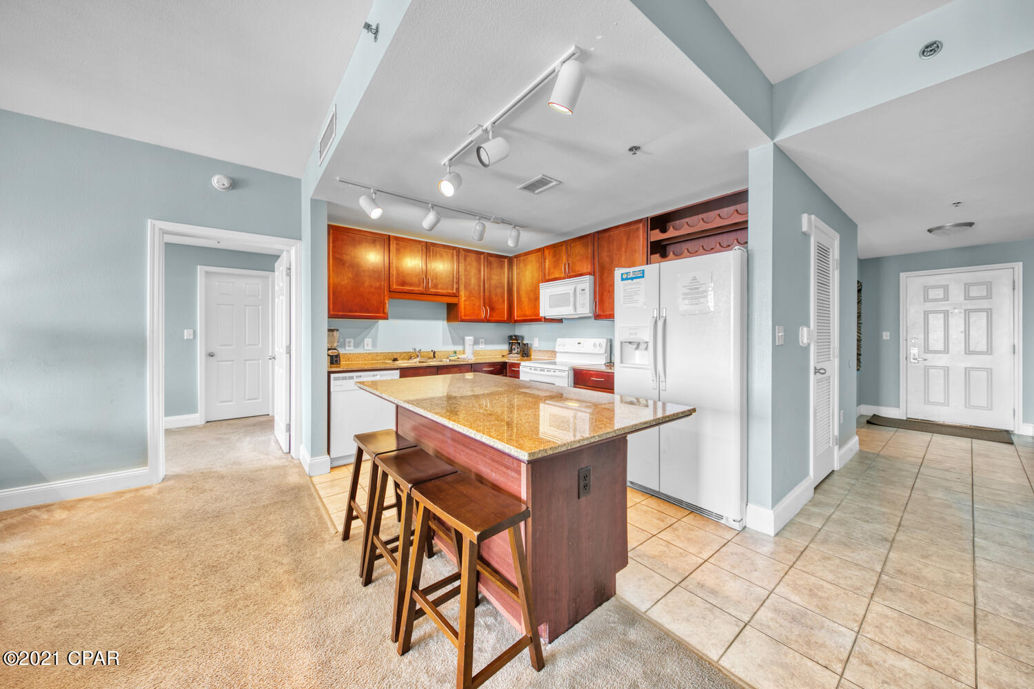 Laketown Wharf - Residential