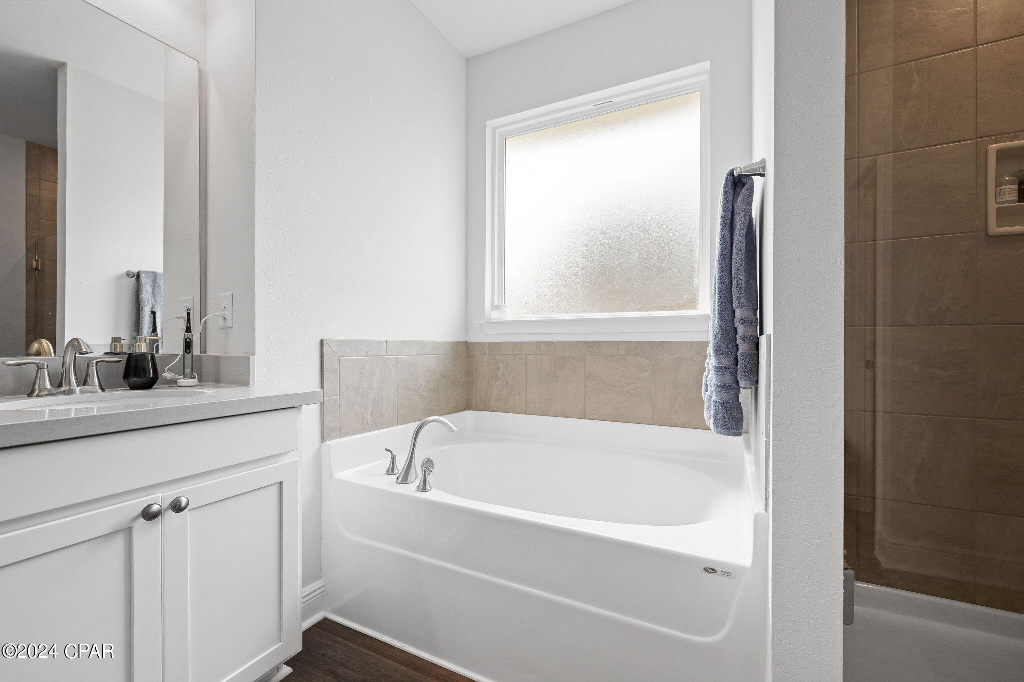 Hammock Bay - Residential