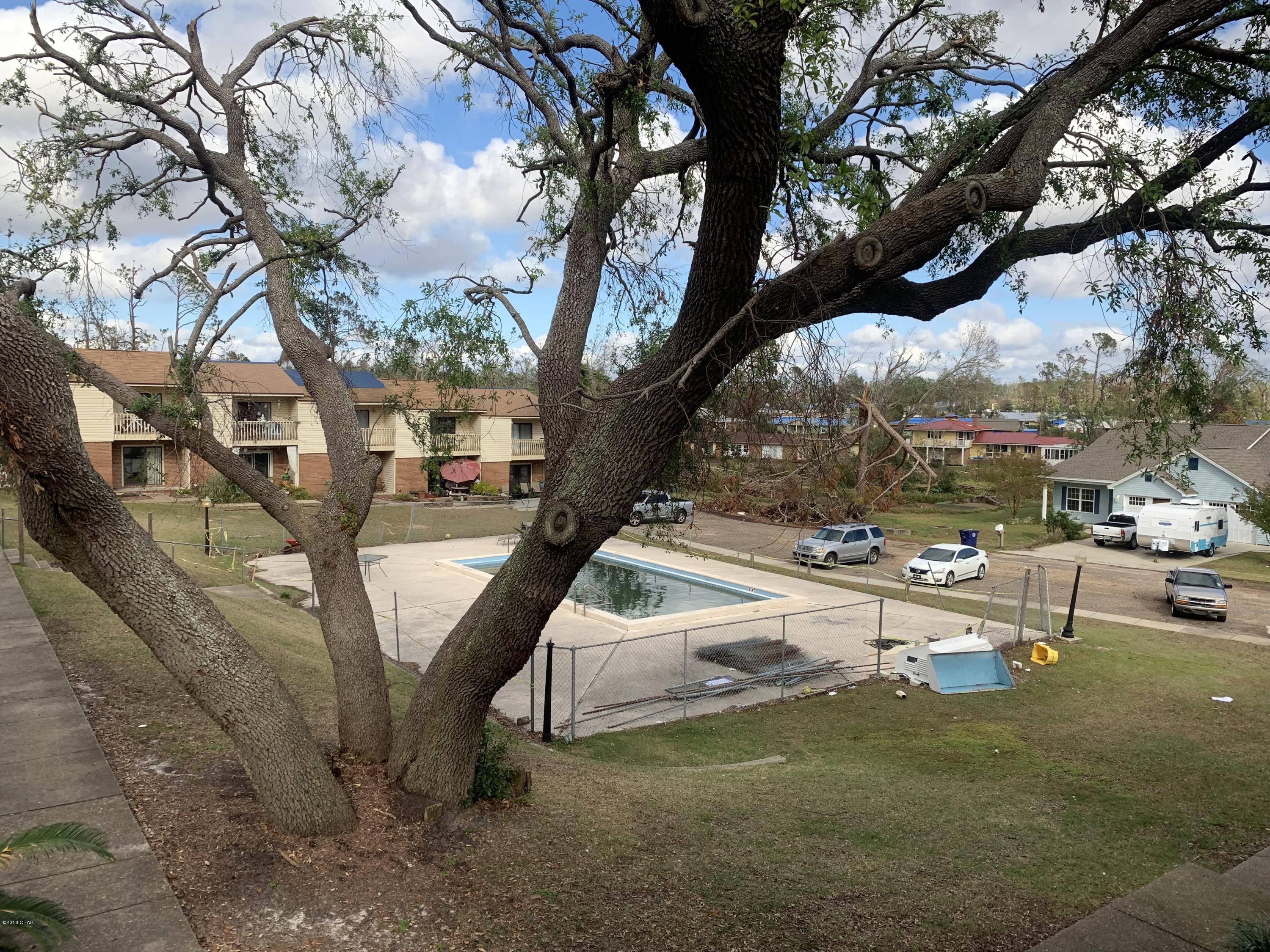 Landing At Lake Caroline - Residential