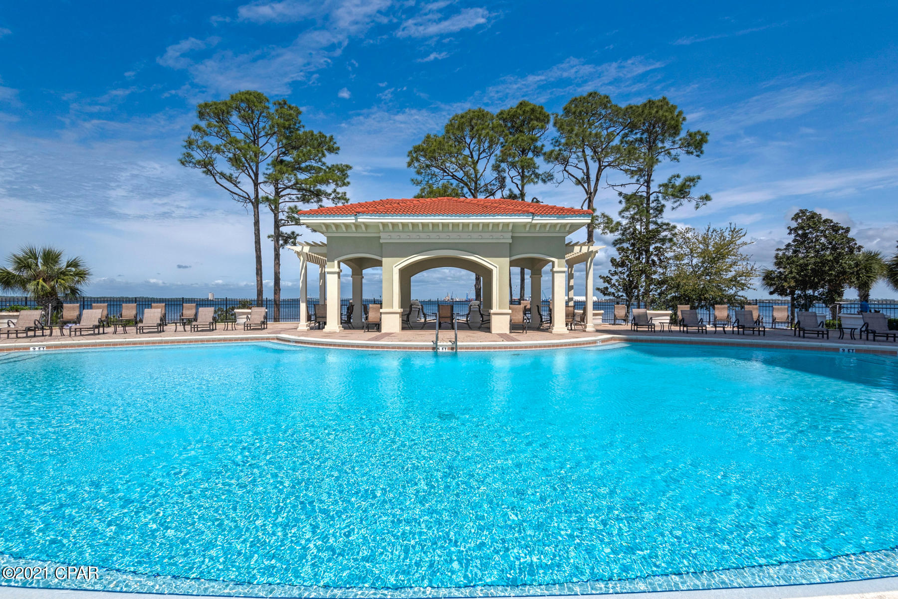 Magnolia Bay Club - Residential