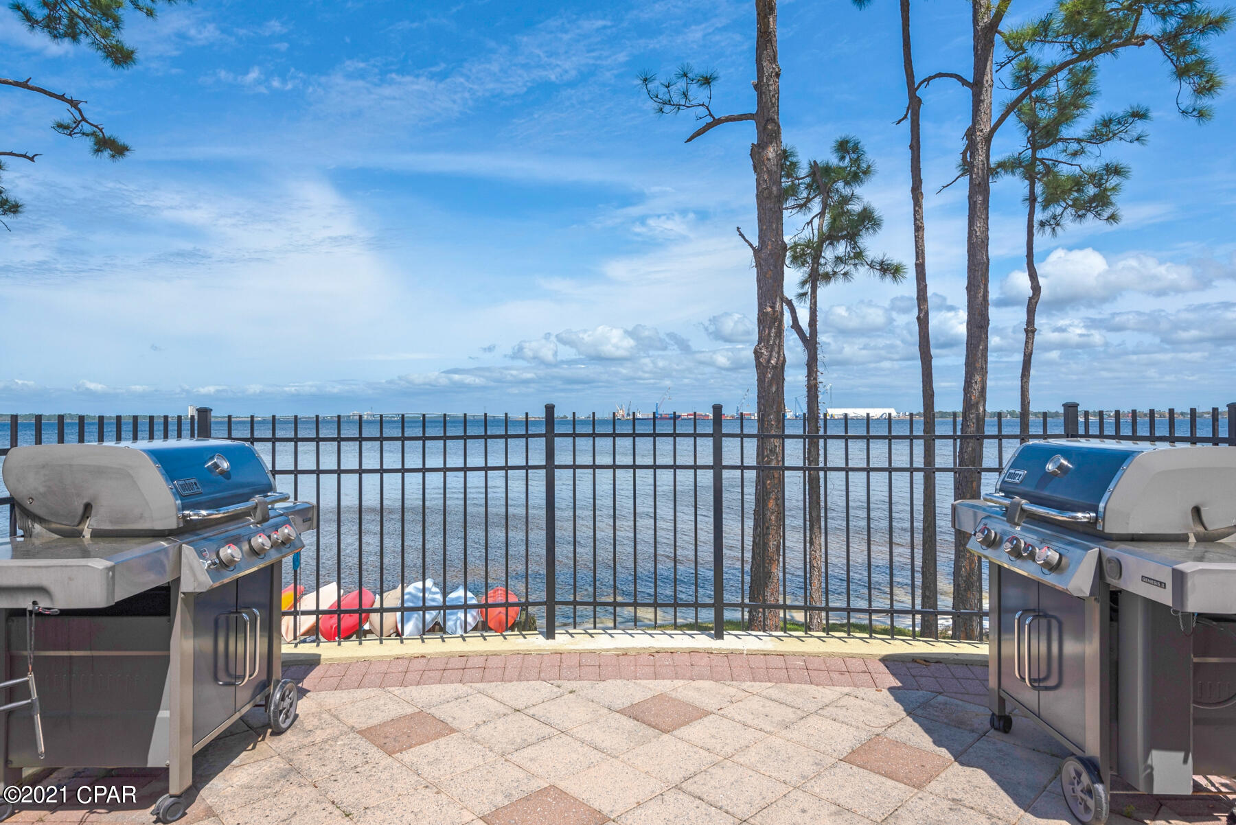 Magnolia Bay Club - Residential