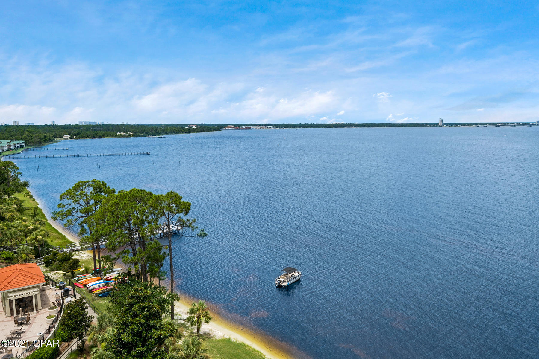 Magnolia Bay Club - Residential