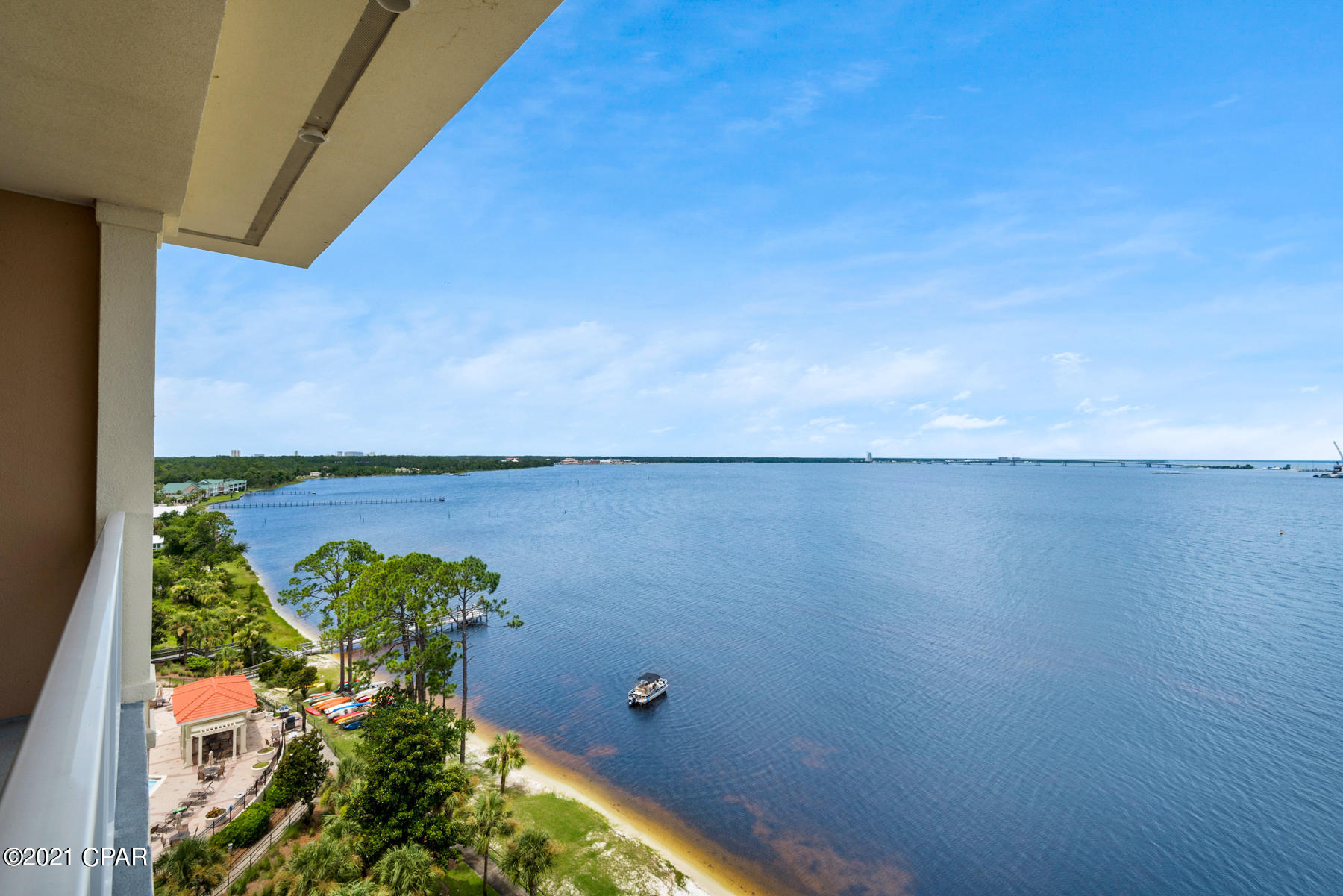 Magnolia Bay Club - Residential